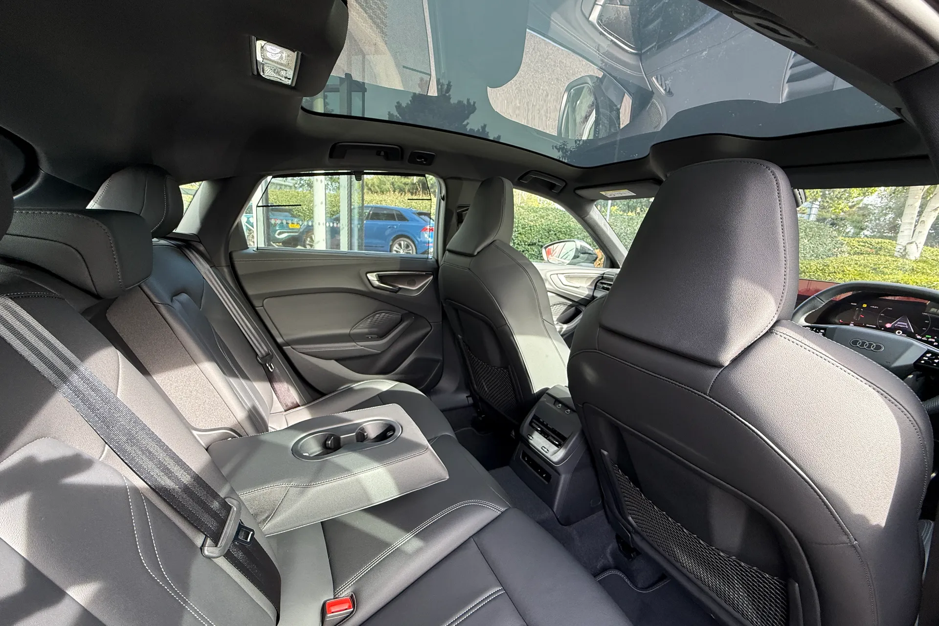Audi A5 thumbnail image number 45