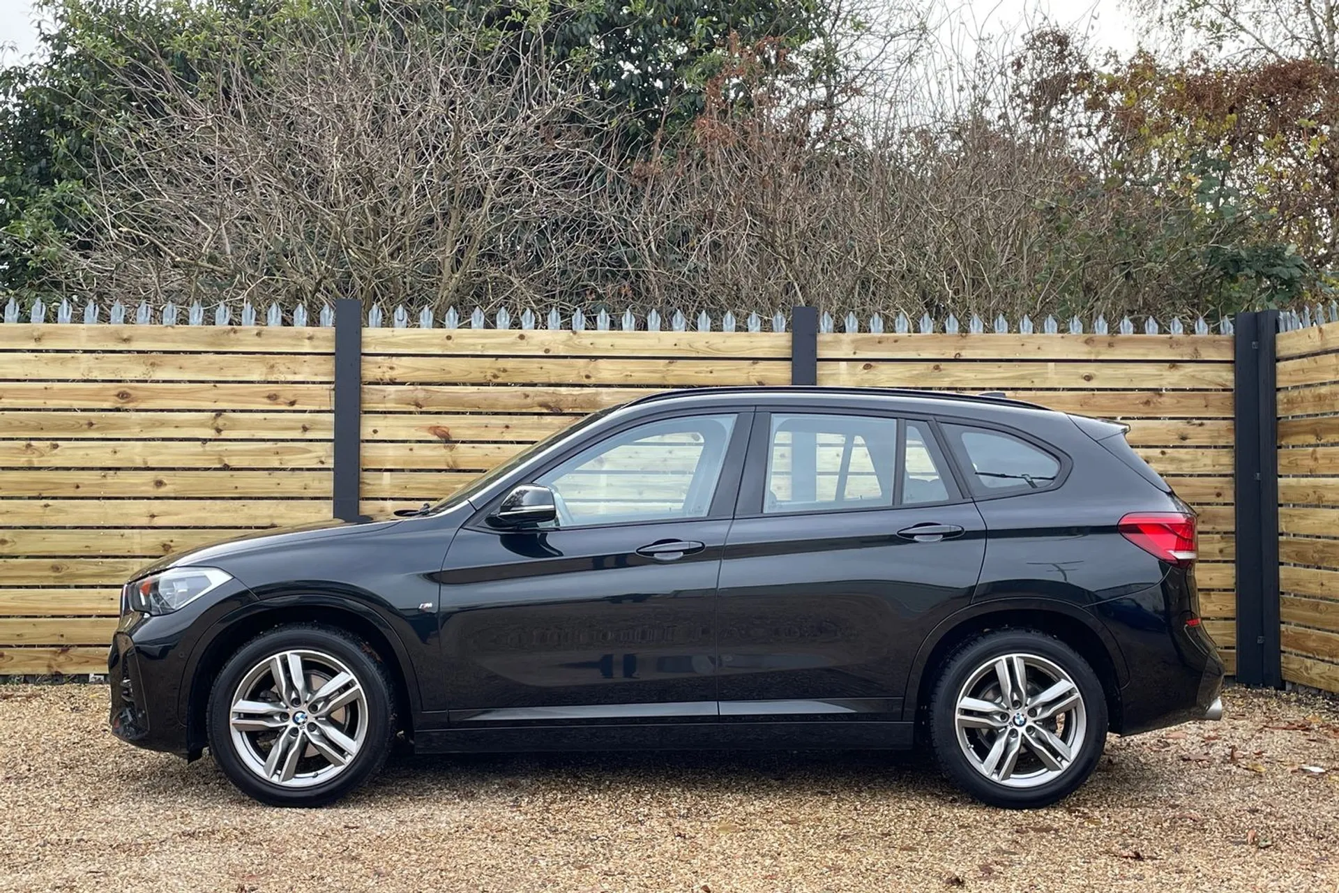 BMW X1 thumbnail image number 11