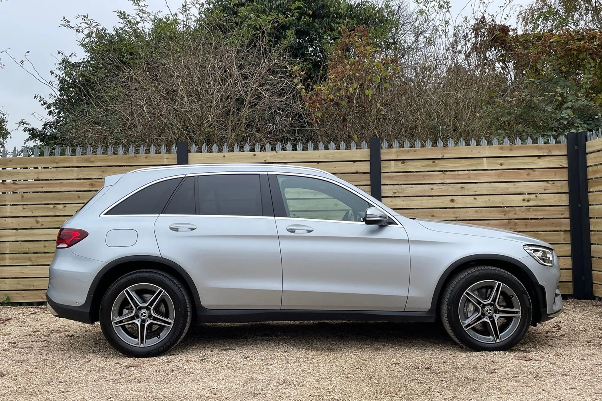 MERCEDES-BENZ GLC thumbnail image number 2