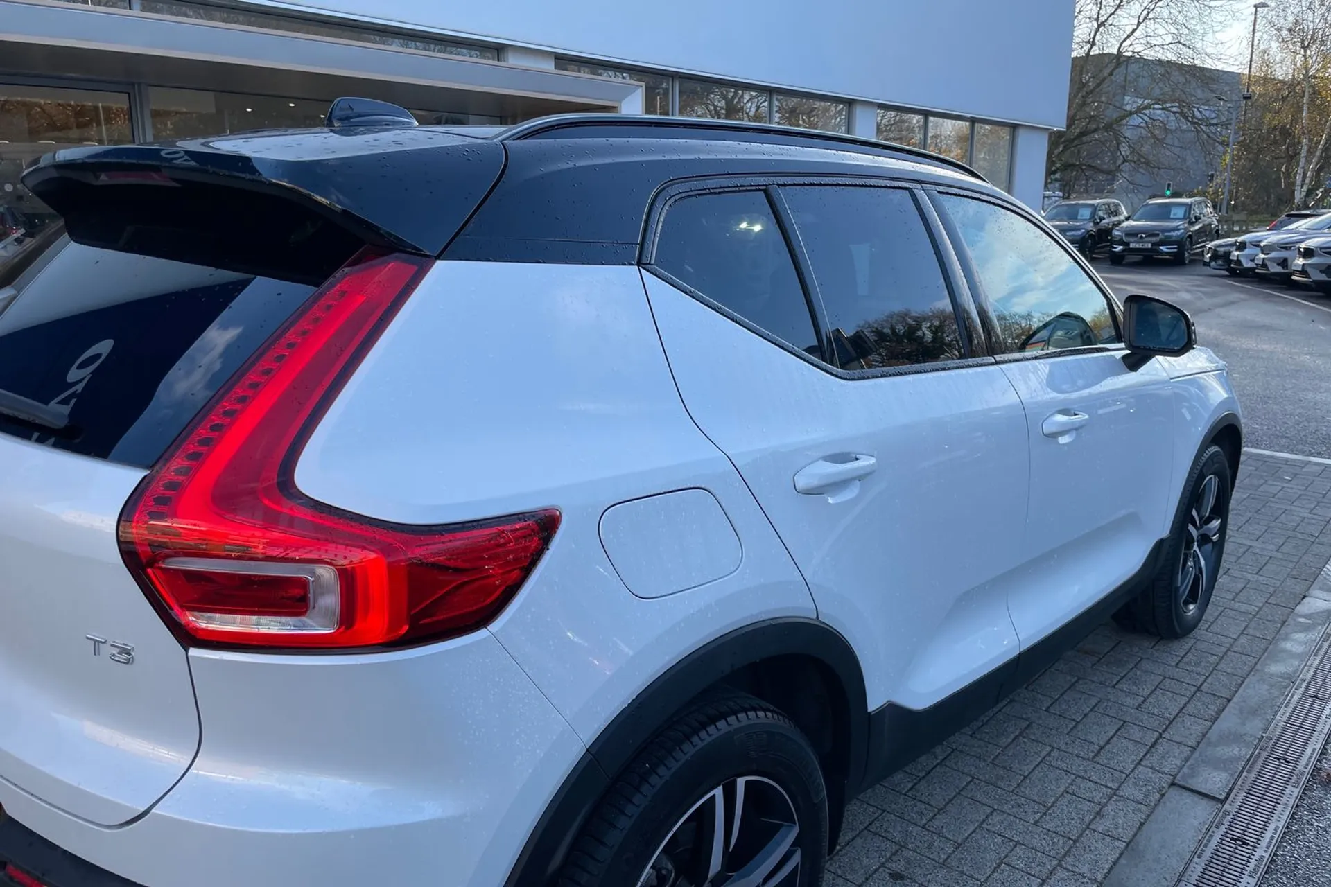 Volvo XC40 thumbnail image number 14