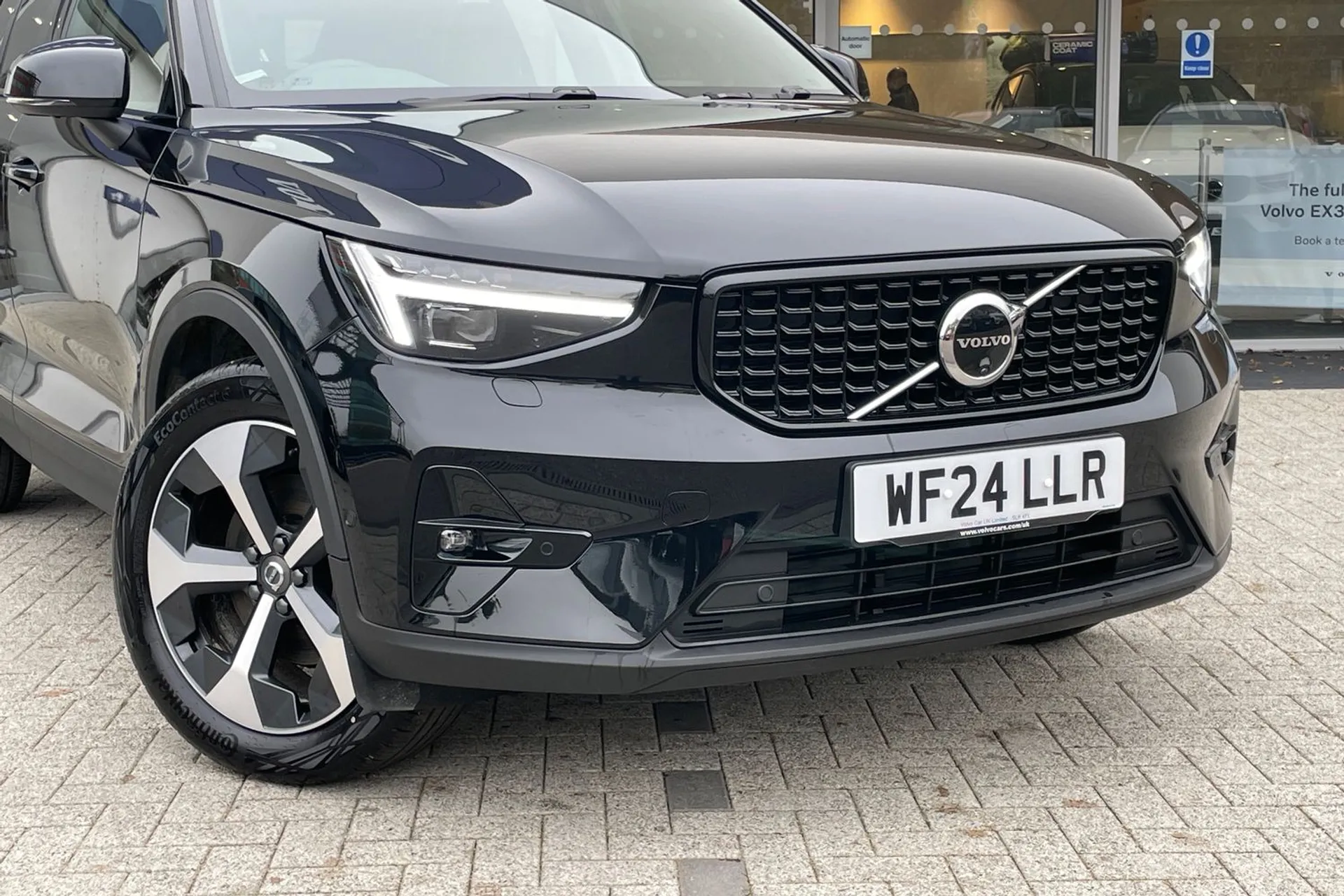 Volvo XC40 thumbnail image number 6