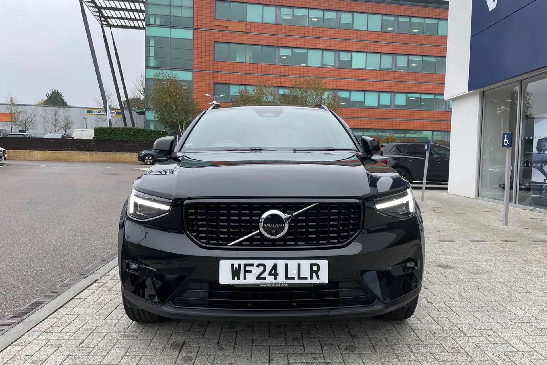 Volvo XC40 thumbnail image number 12