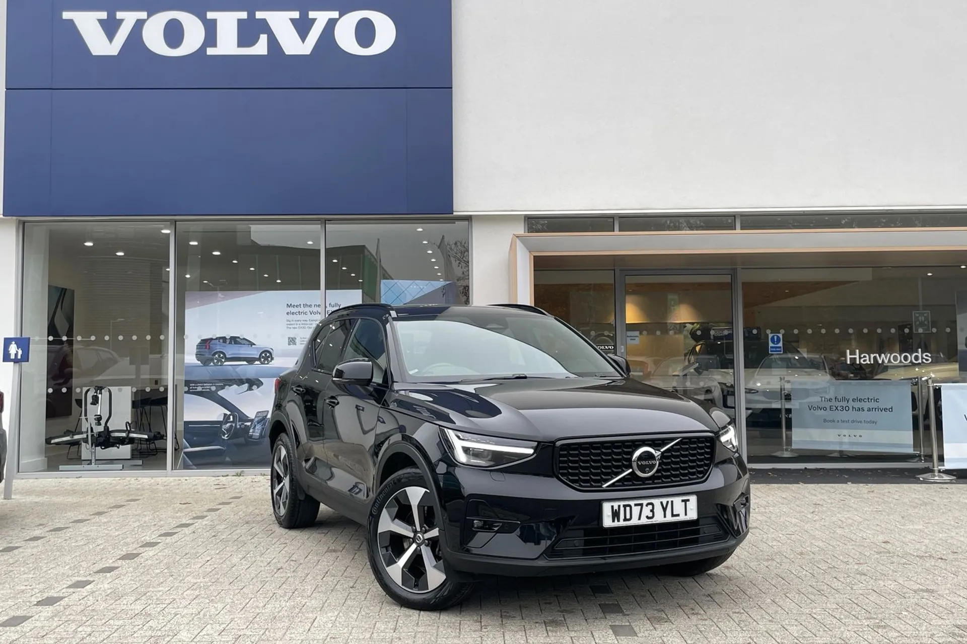 Volvo XC40 focused image