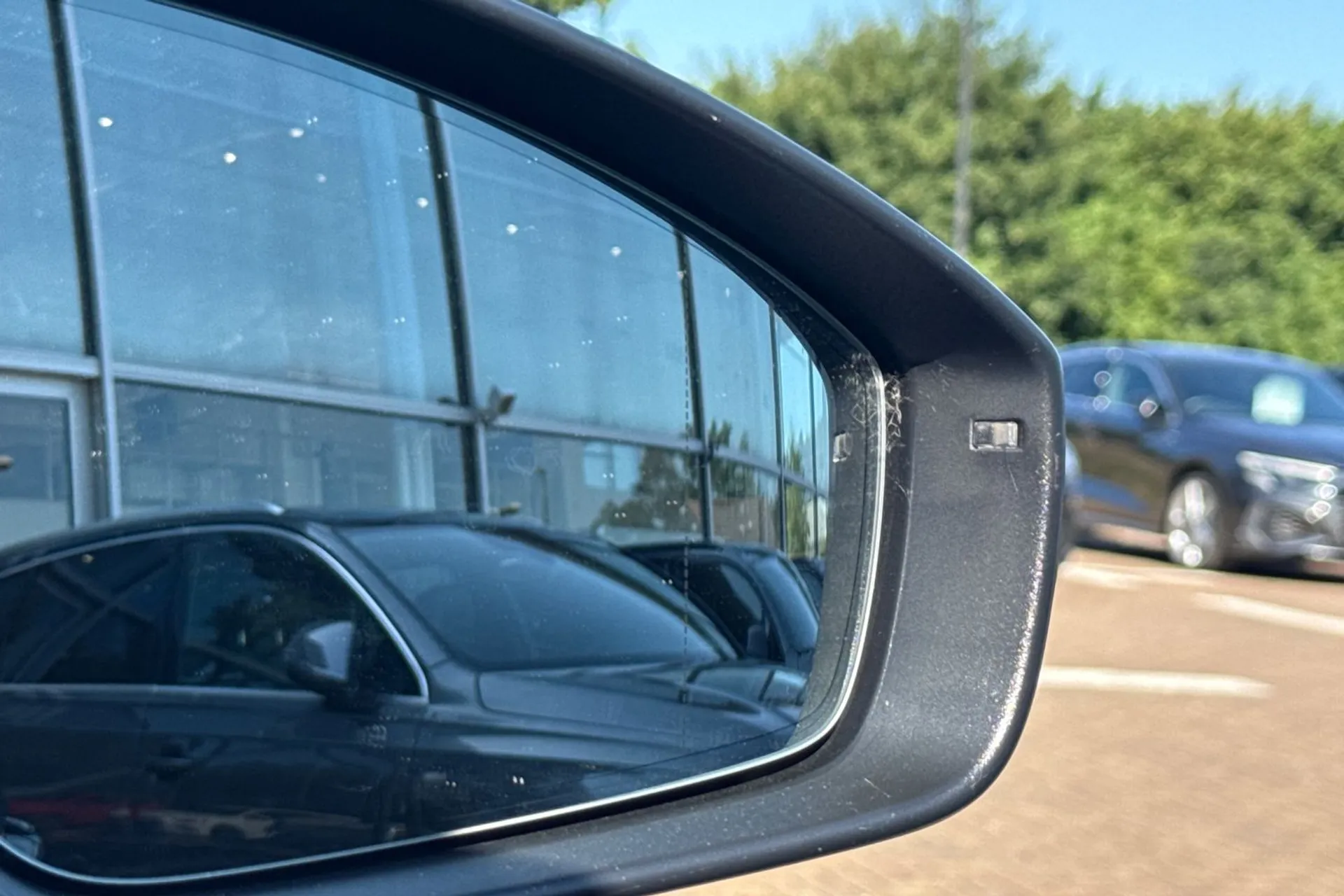Audi Q6 thumbnail image number 49