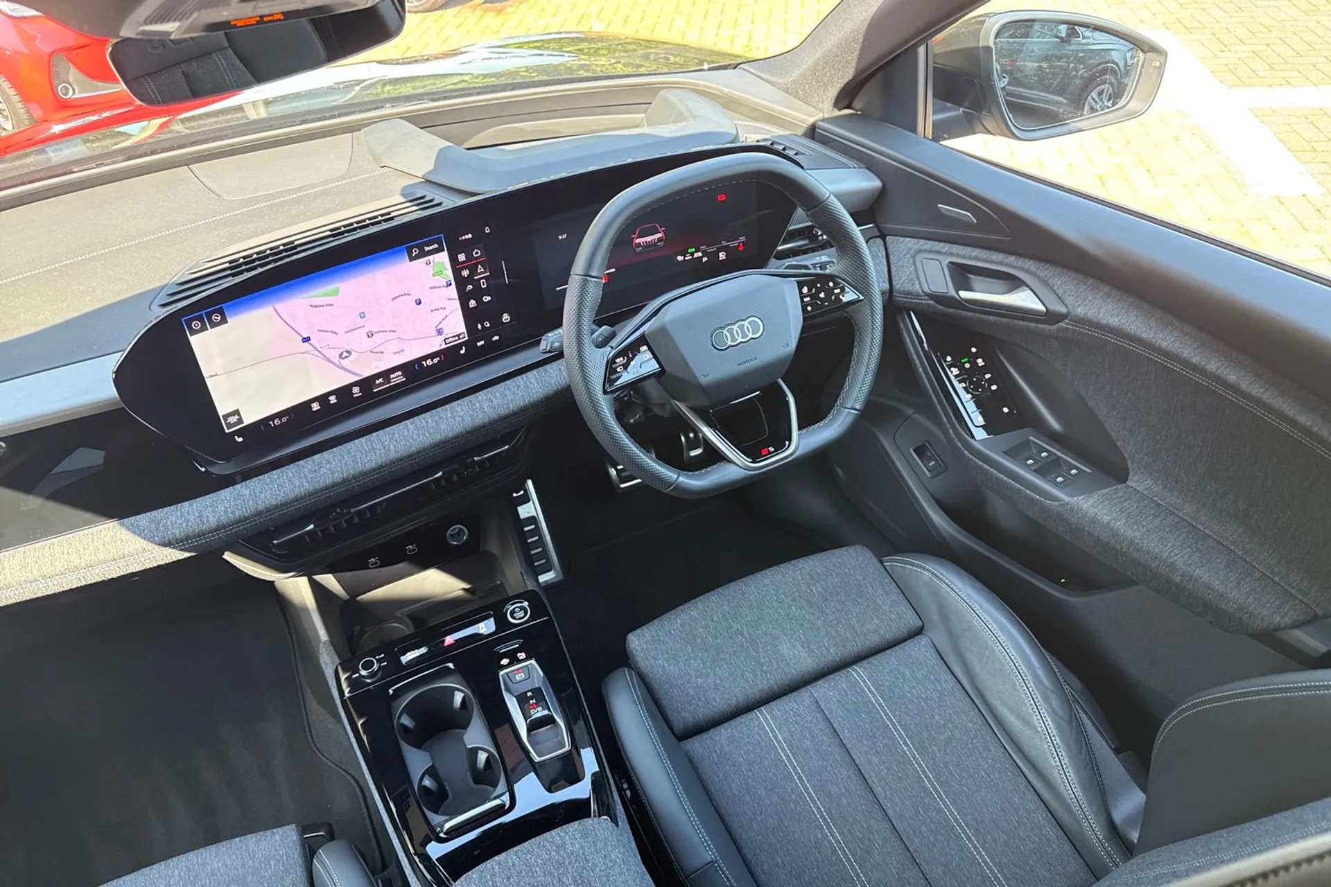 Audi Q6 thumbnail image number 33