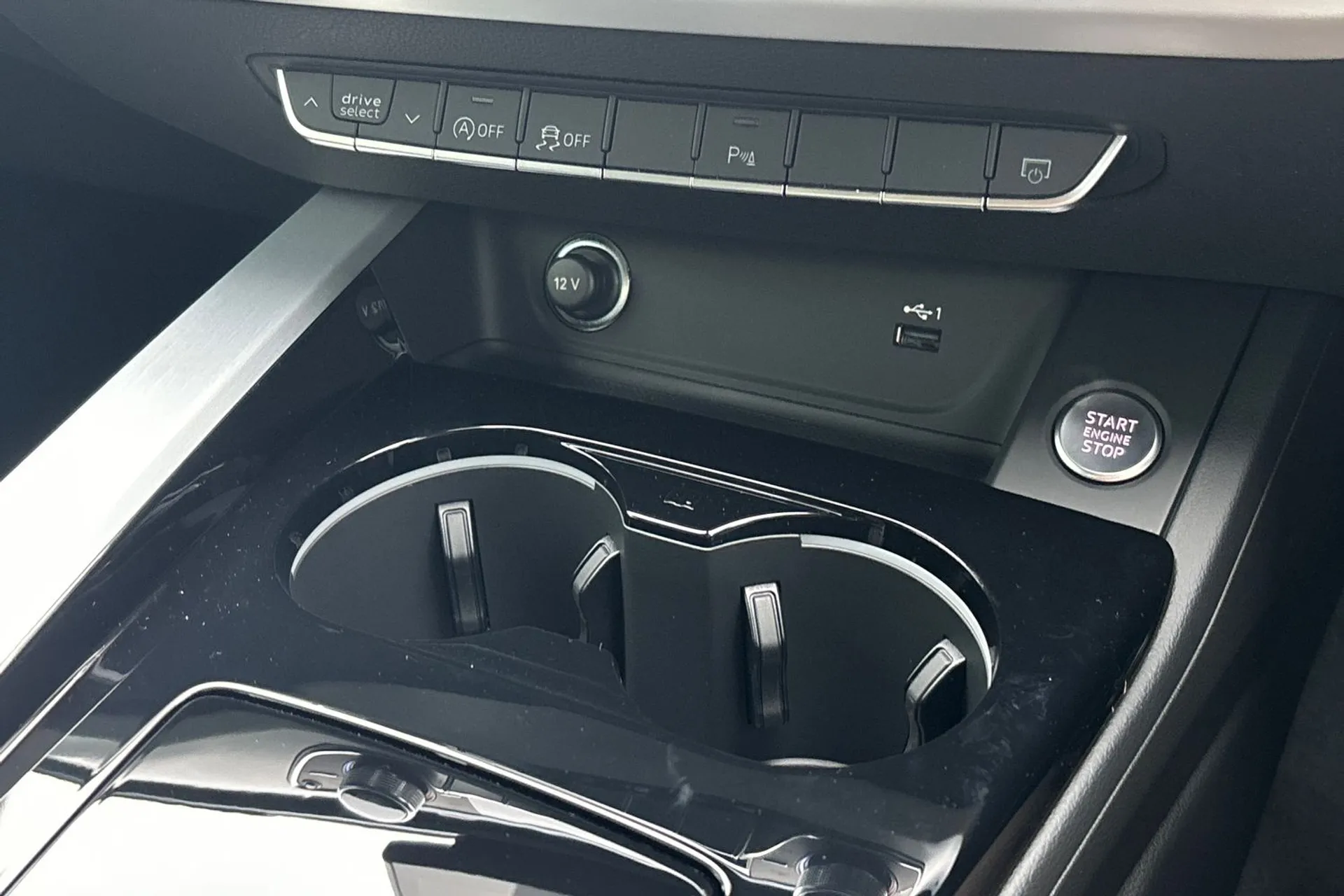 Audi A5 thumbnail image number 42