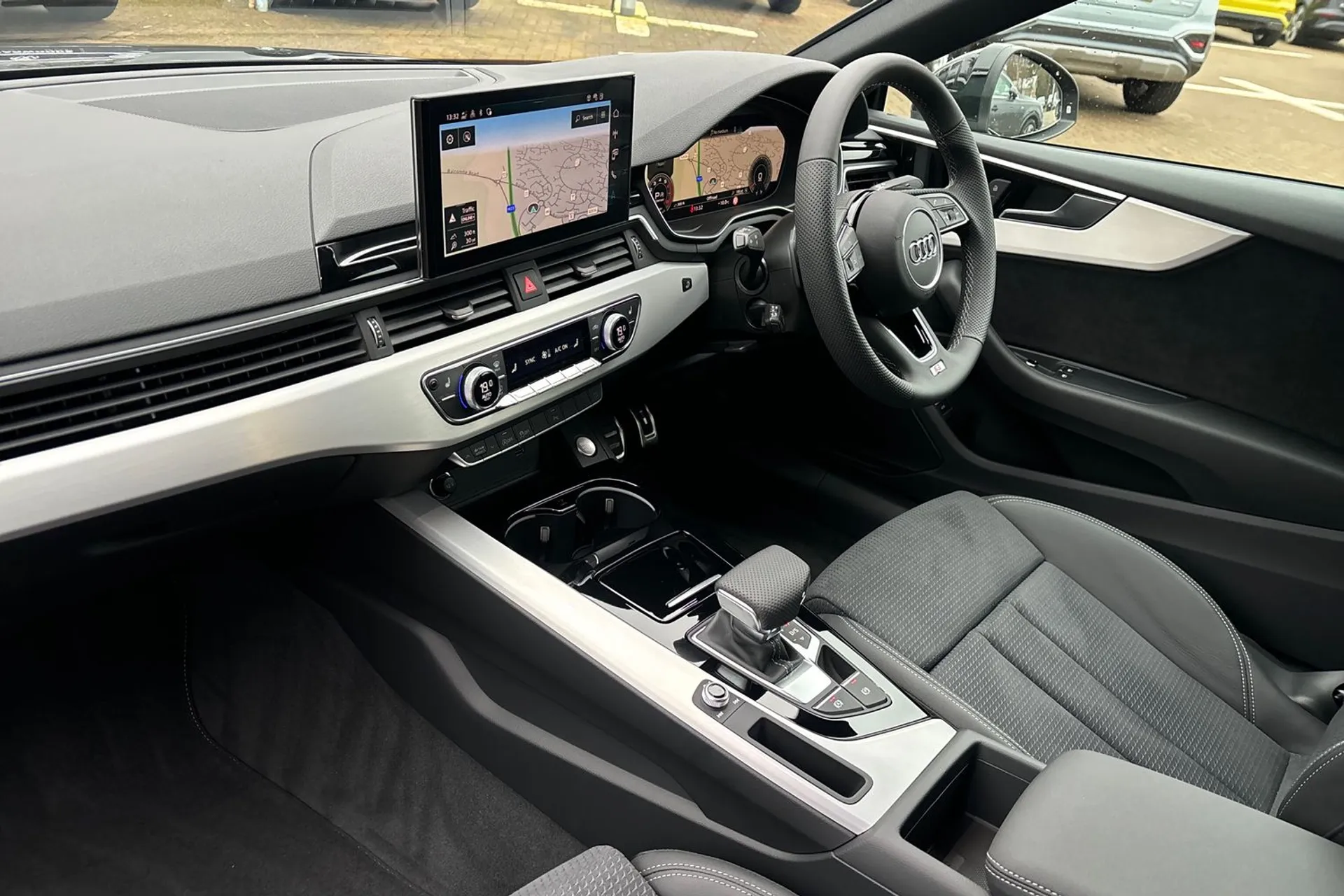 Audi A5 thumbnail image number 26