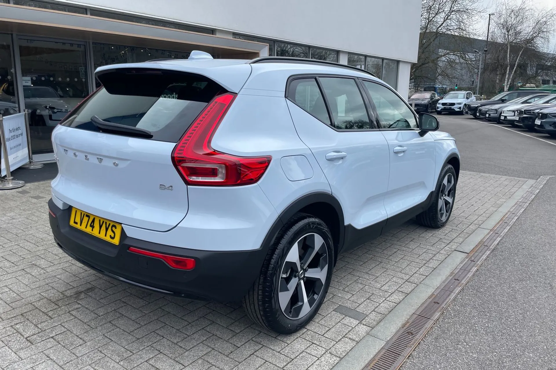 Volvo XC40 thumbnail image number 7