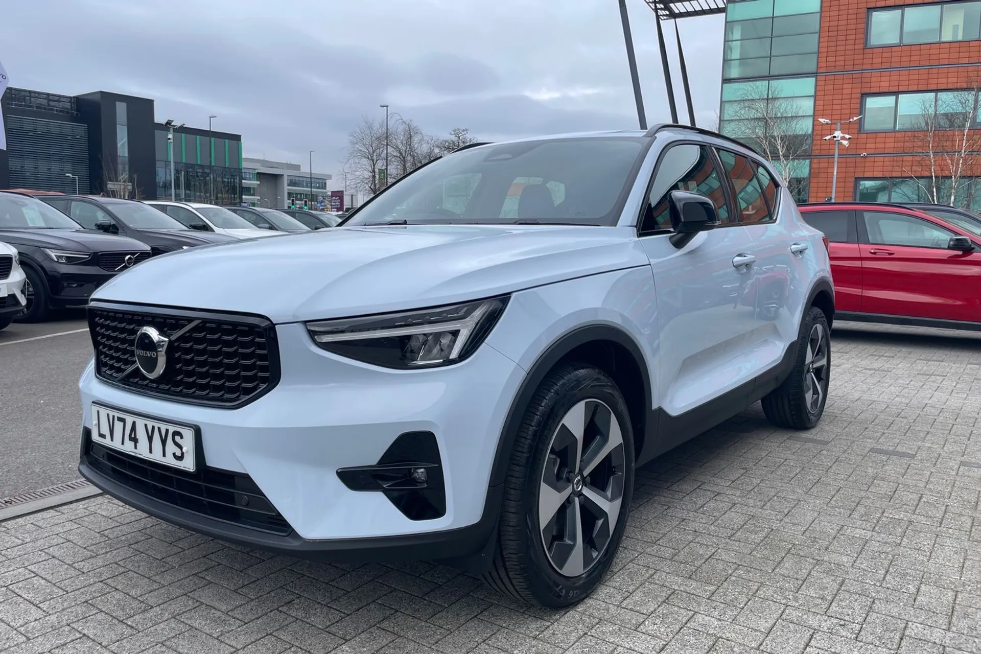 Volvo XC40 thumbnail image number 11