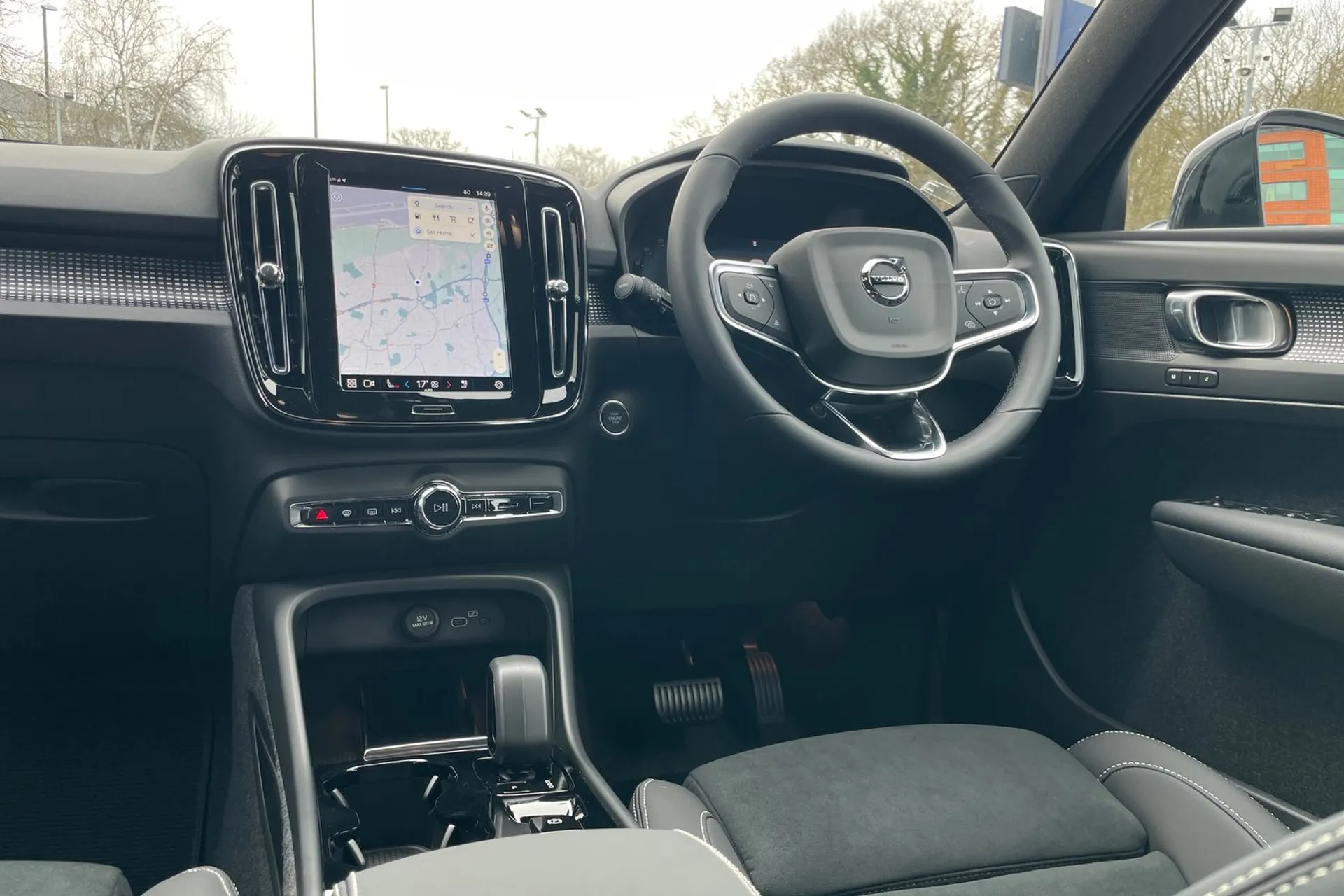 Volvo XC40 thumbnail image number 34