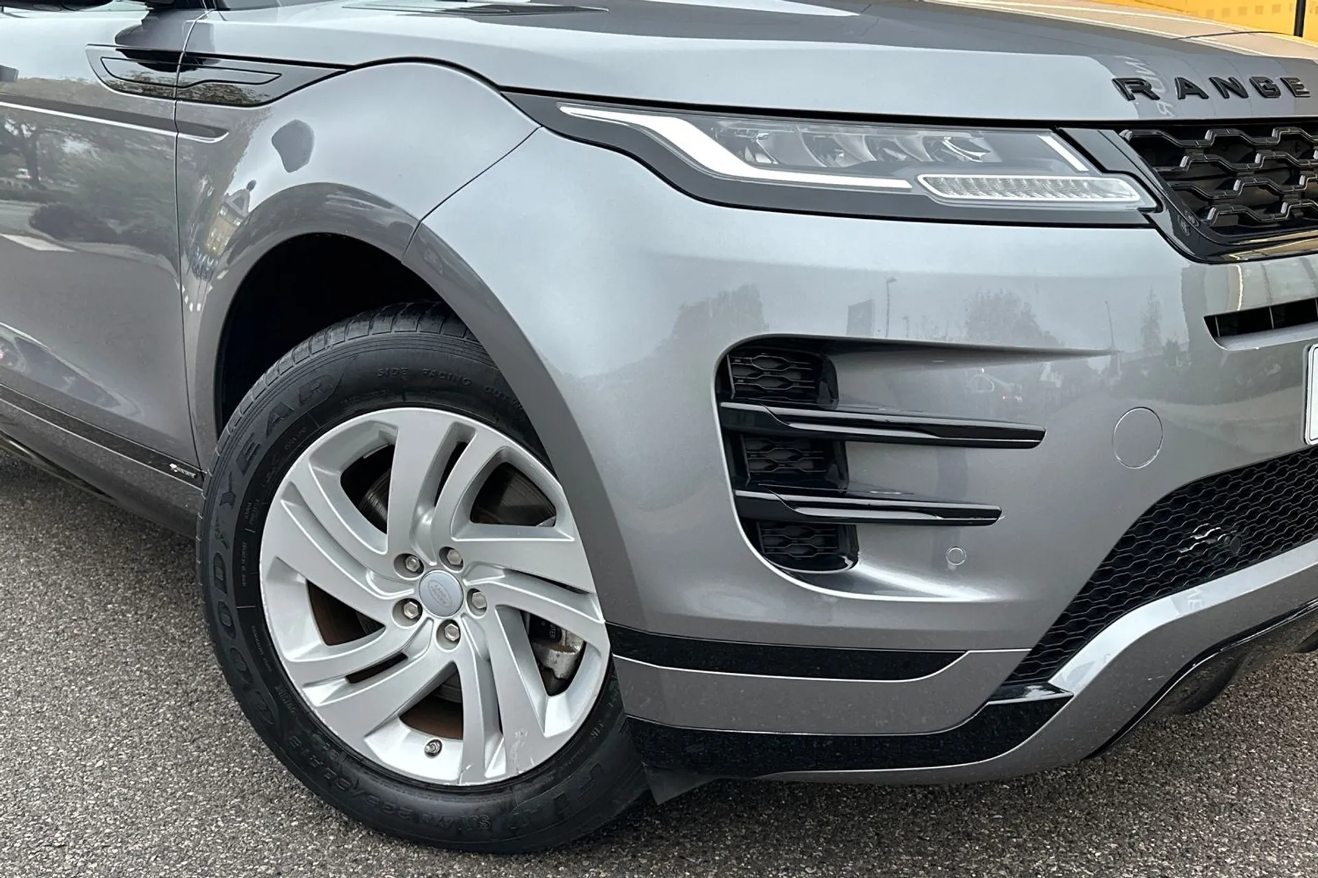 LAND ROVER RANGE ROVER EVOQUE thumbnail image number 9