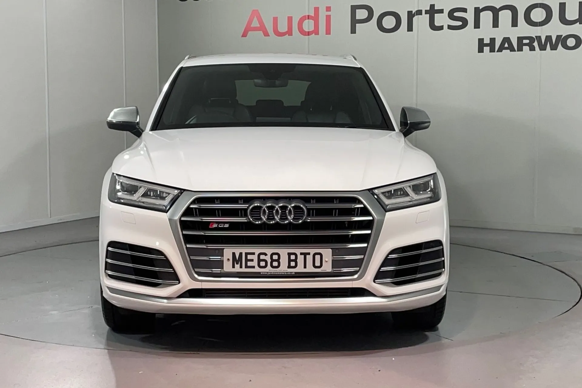 Audi Q5 thumbnail image number 6