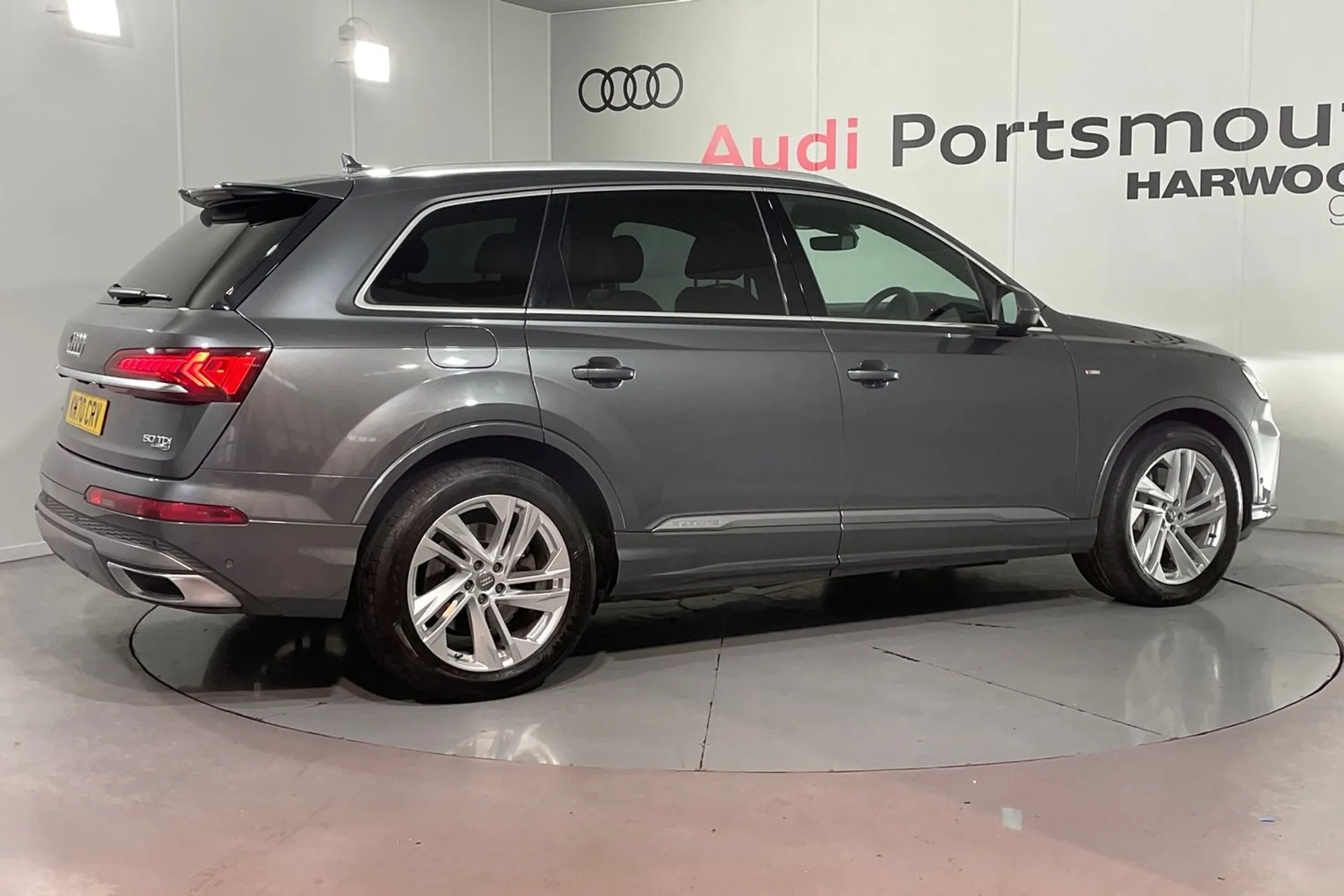 Audi Q7 thumbnail image number 13