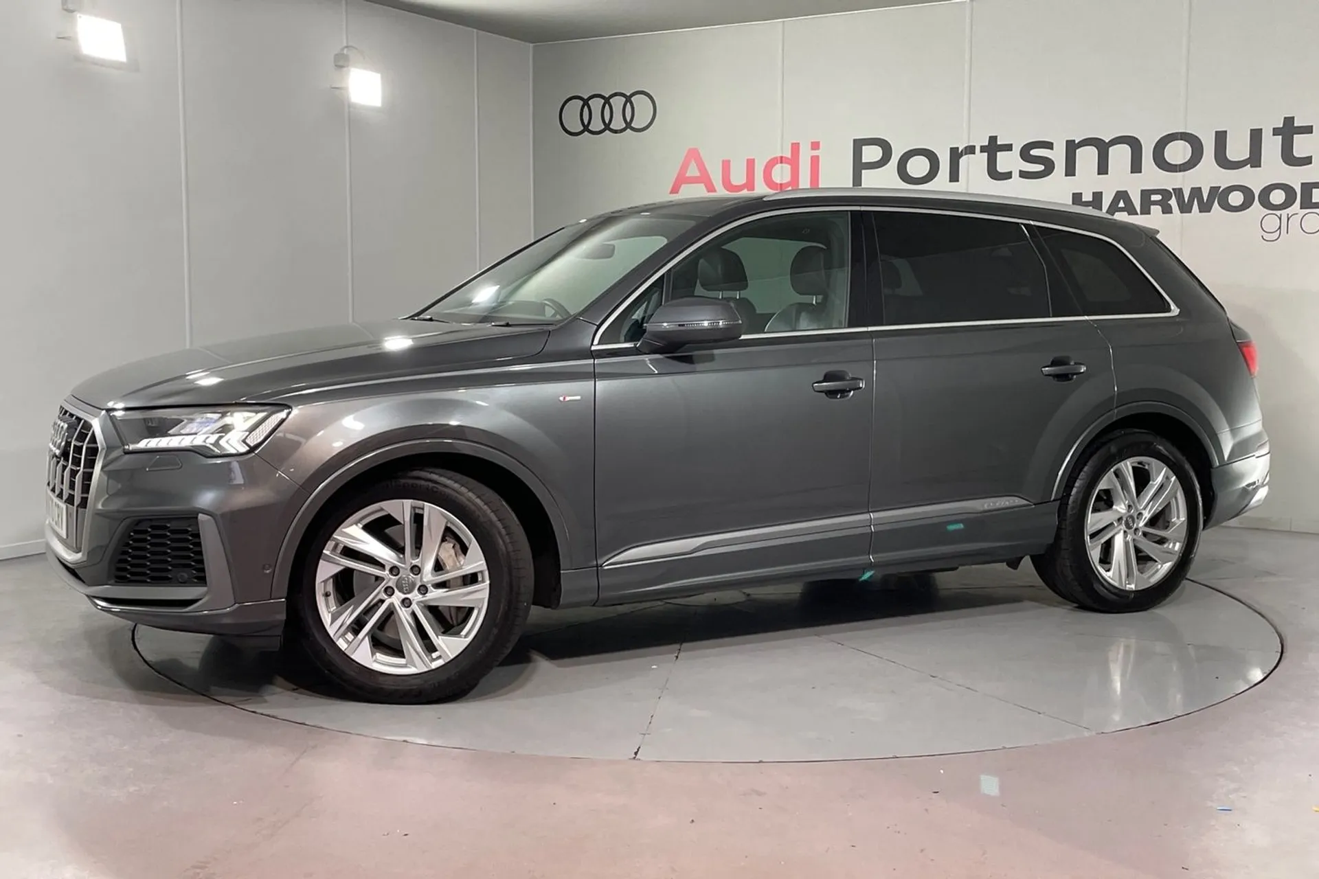 Audi Q7 thumbnail image number 6