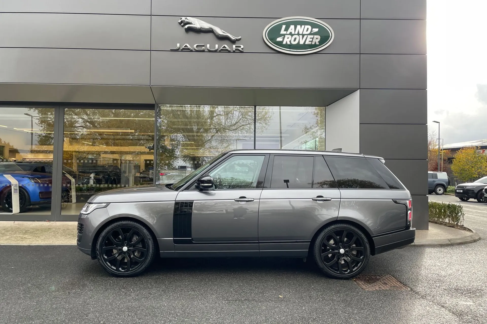 LAND ROVER RANGE ROVER thumbnail image number 26