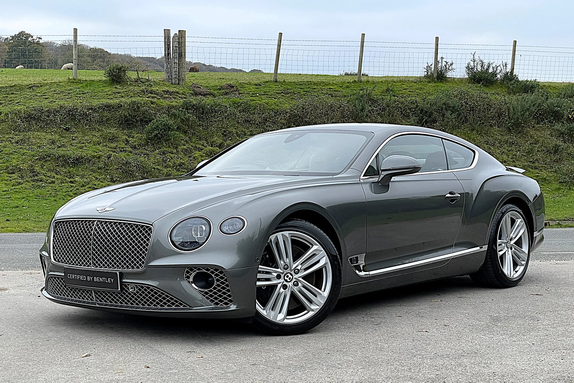 Bentley CONTINENTAL GT thumbnail image number 5