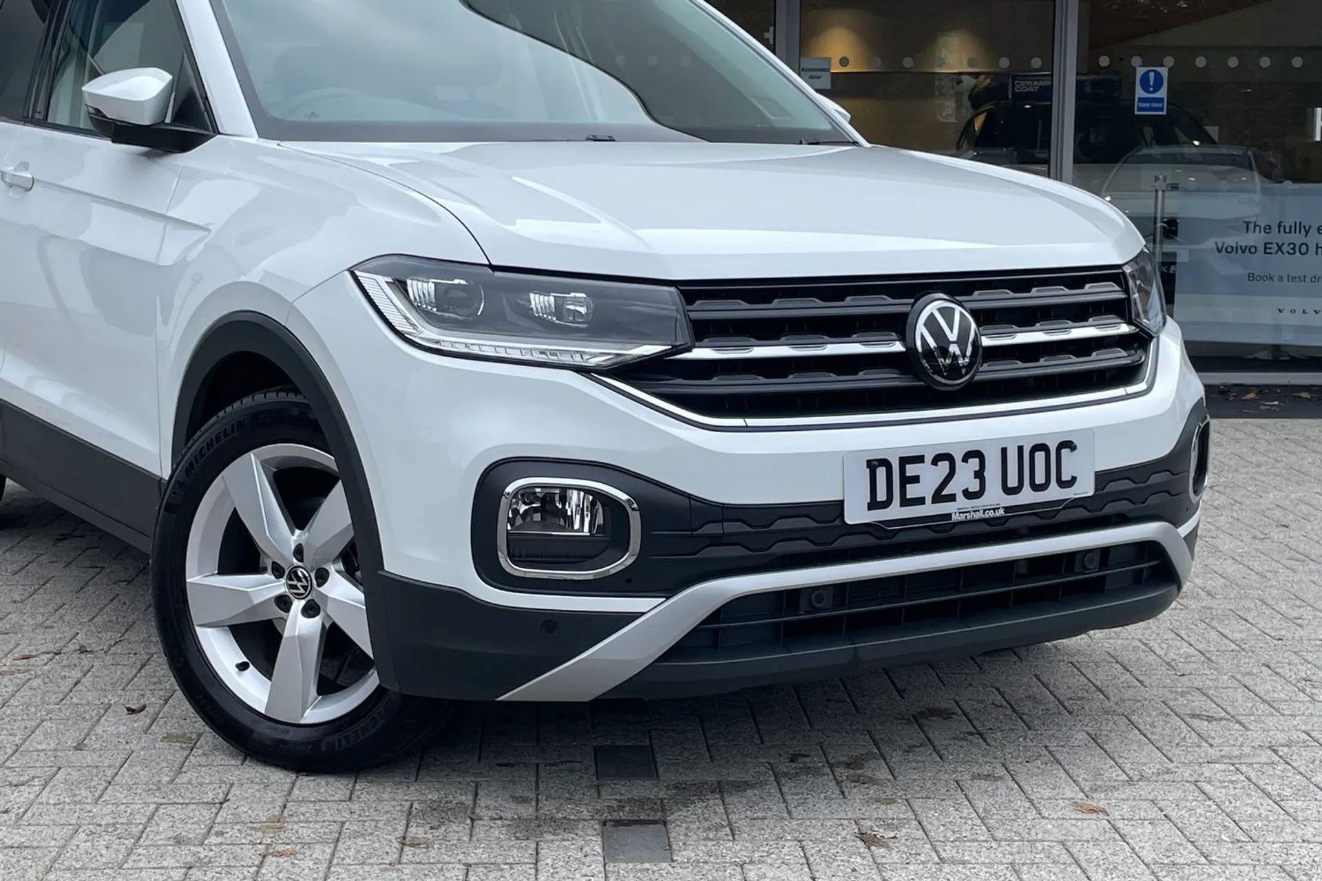 VOLKSWAGEN T-CROSS thumbnail image number 5