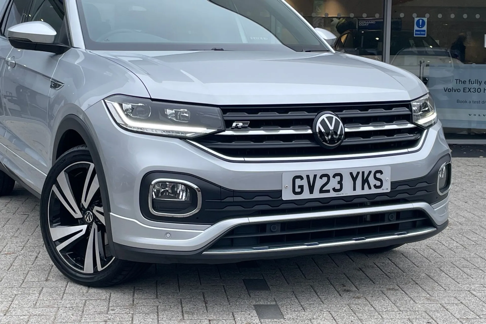 VOLKSWAGEN T-CROSS thumbnail image number 5