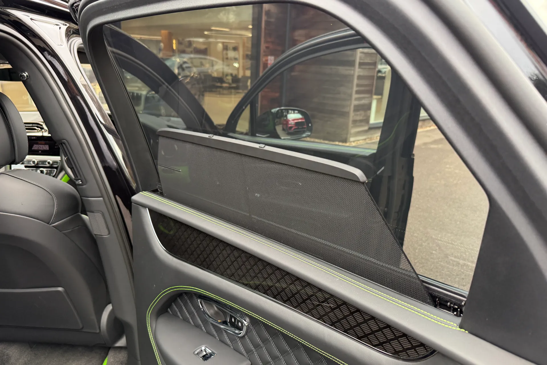 Bentley BENTAYGA thumbnail image number 49