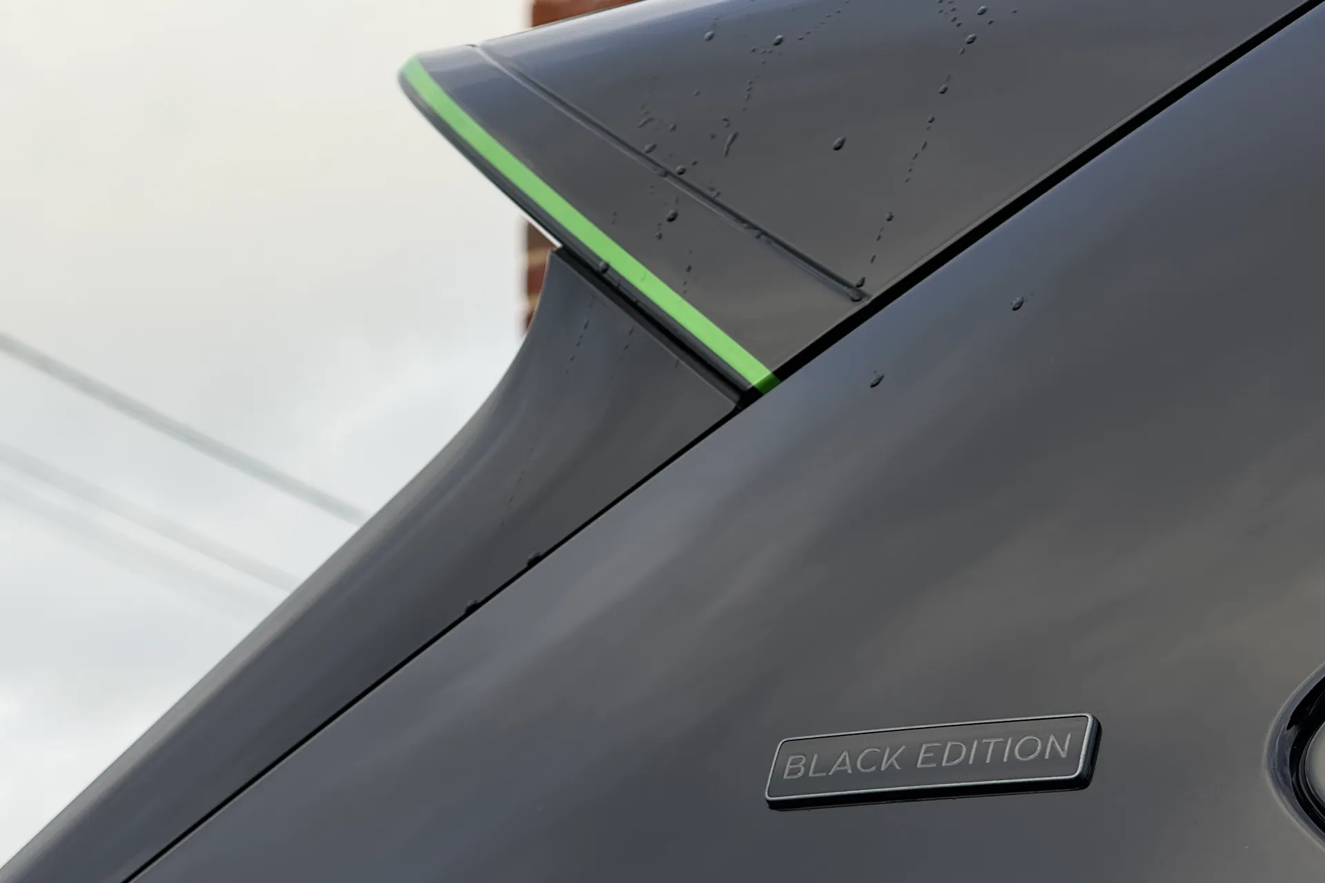 Bentley BENTAYGA thumbnail image number 14