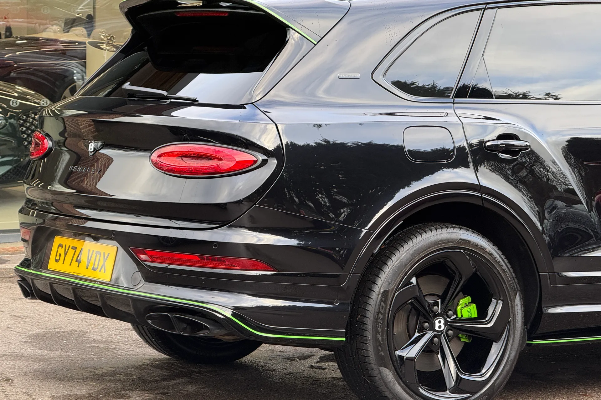Bentley BENTAYGA thumbnail image number 12