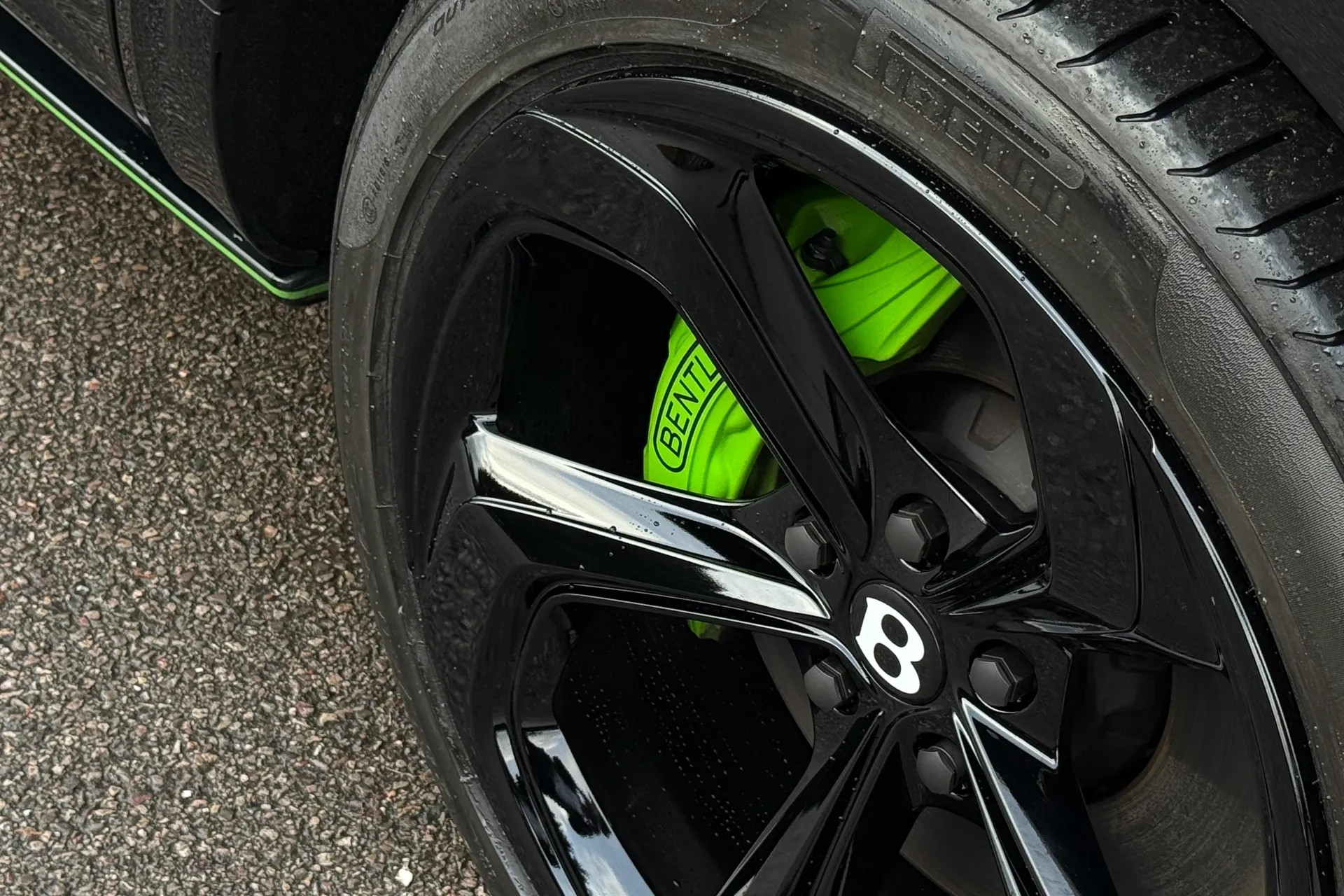 Bentley BENTAYGA thumbnail image number 16