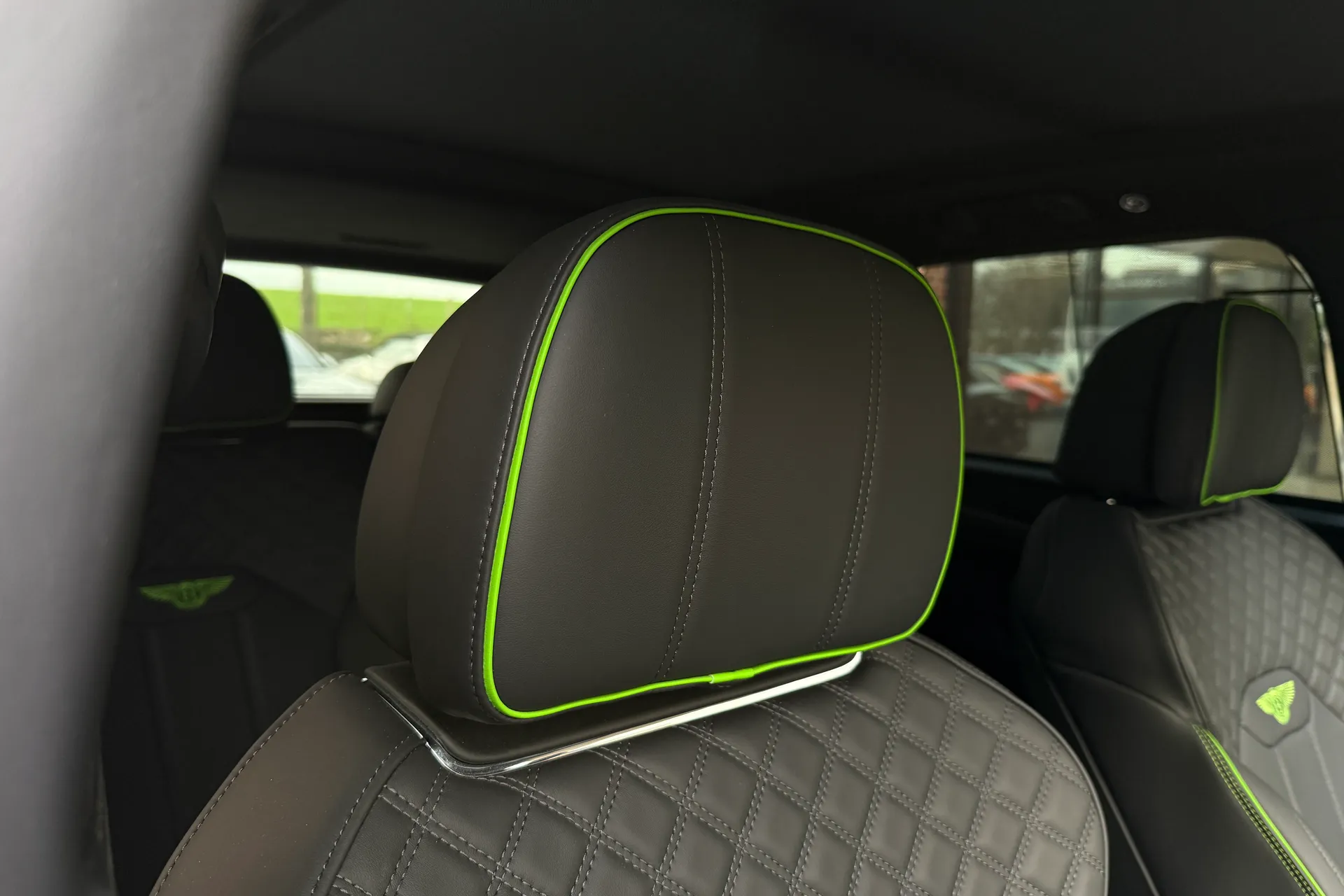 Bentley BENTAYGA thumbnail image number 21