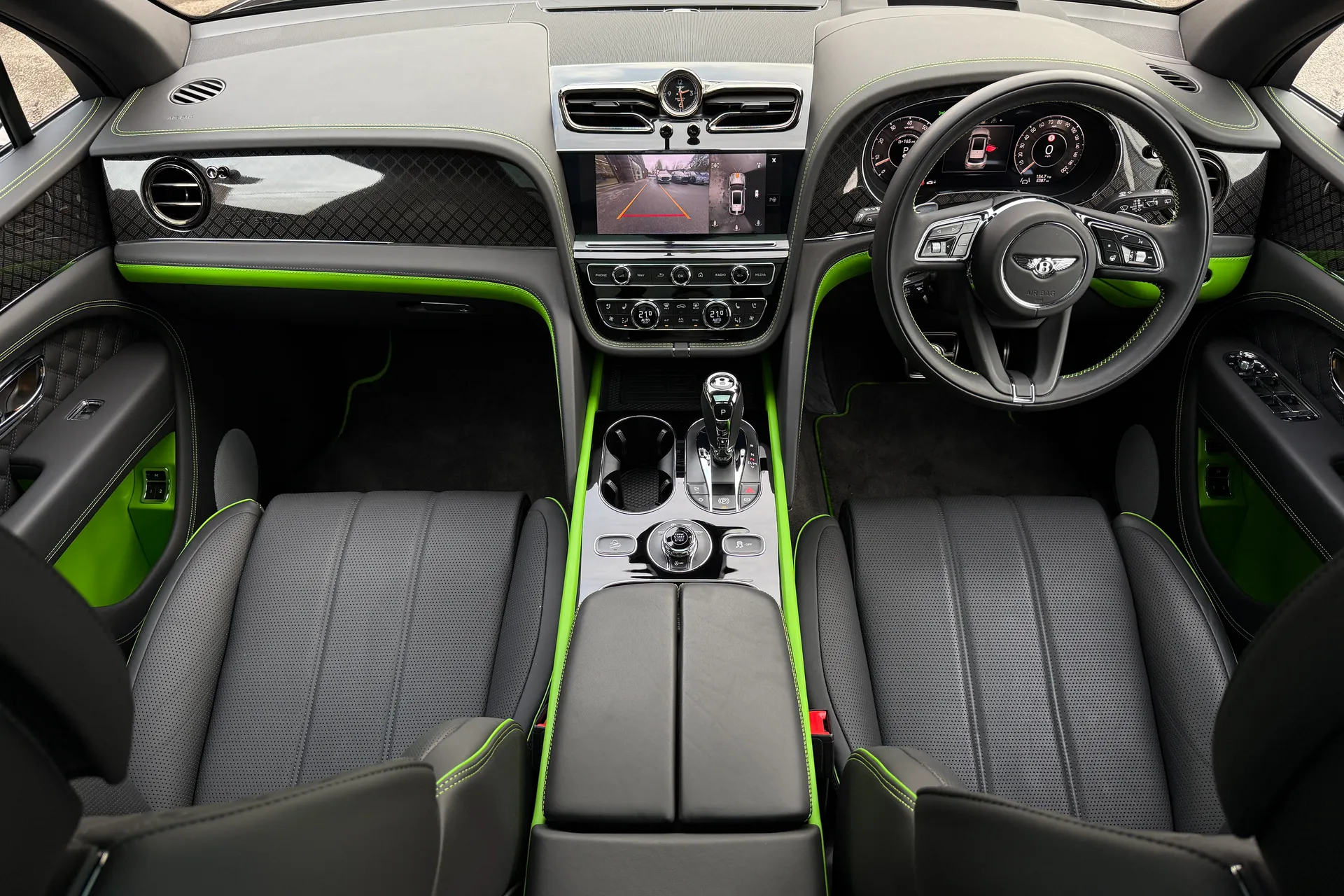 Bentley BENTAYGA thumbnail image number 26