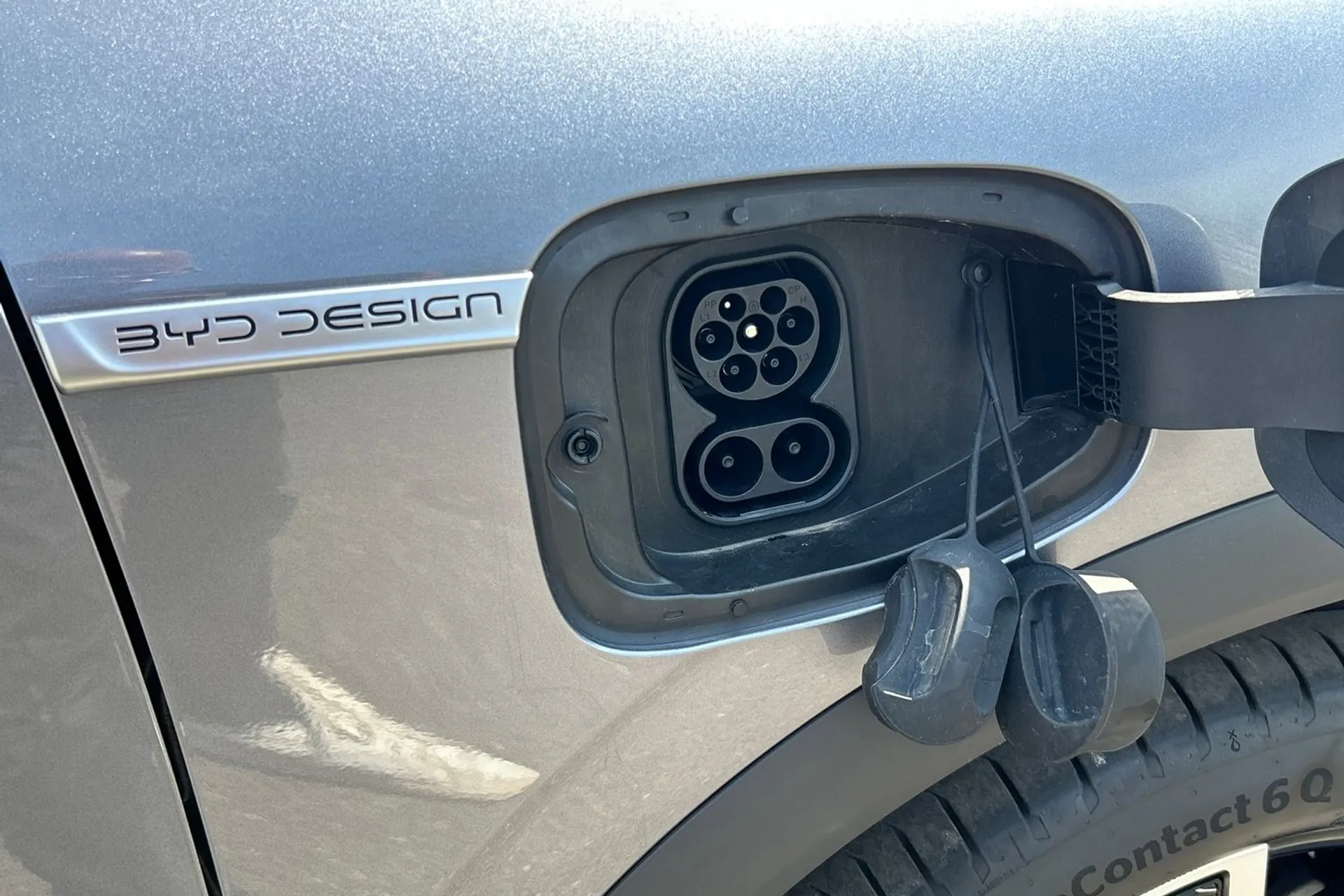 BYD ATTO 3 thumbnail image number 32