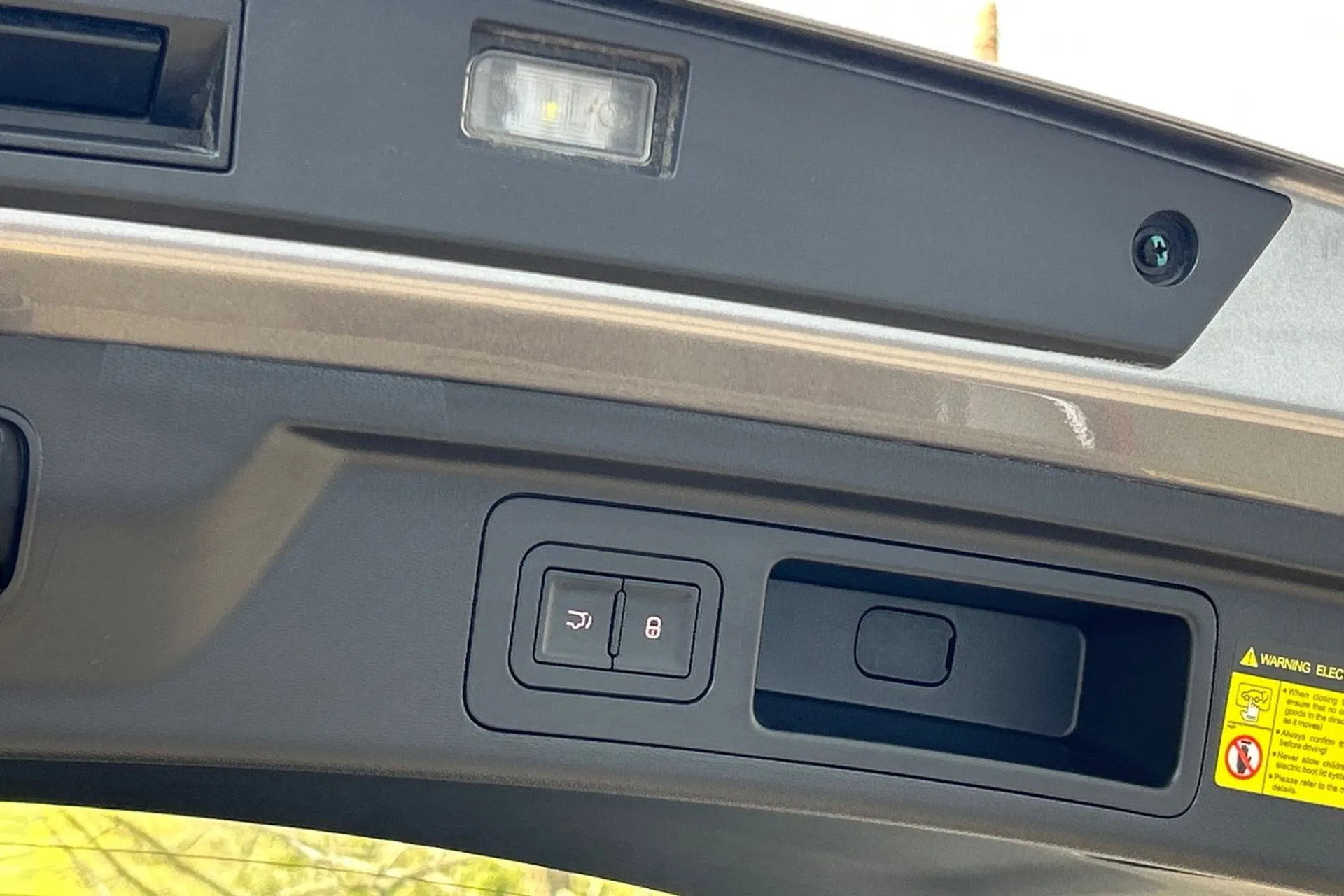 BYD ATTO 3 thumbnail image number 35