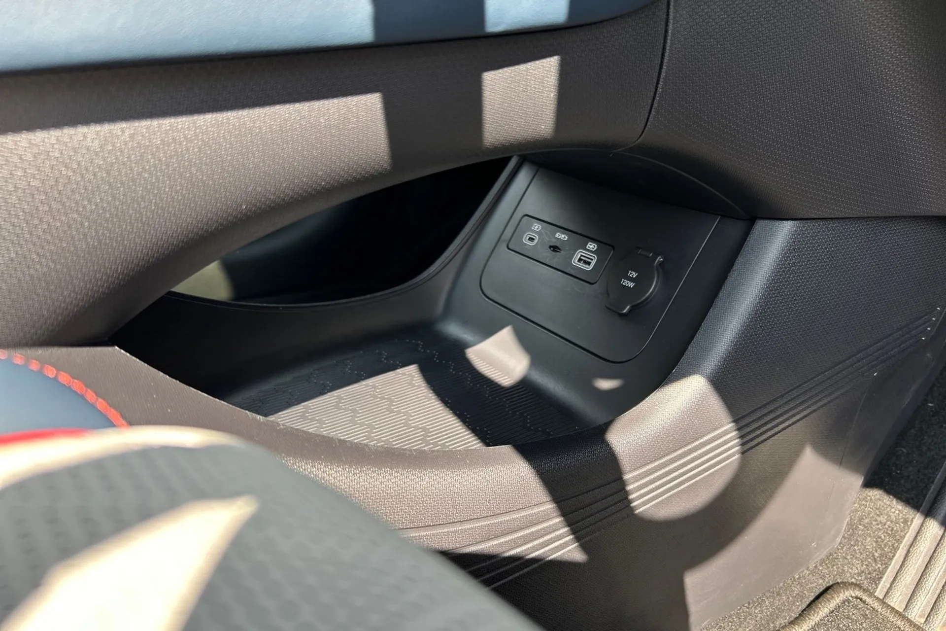 BYD ATTO 3 thumbnail image number 54