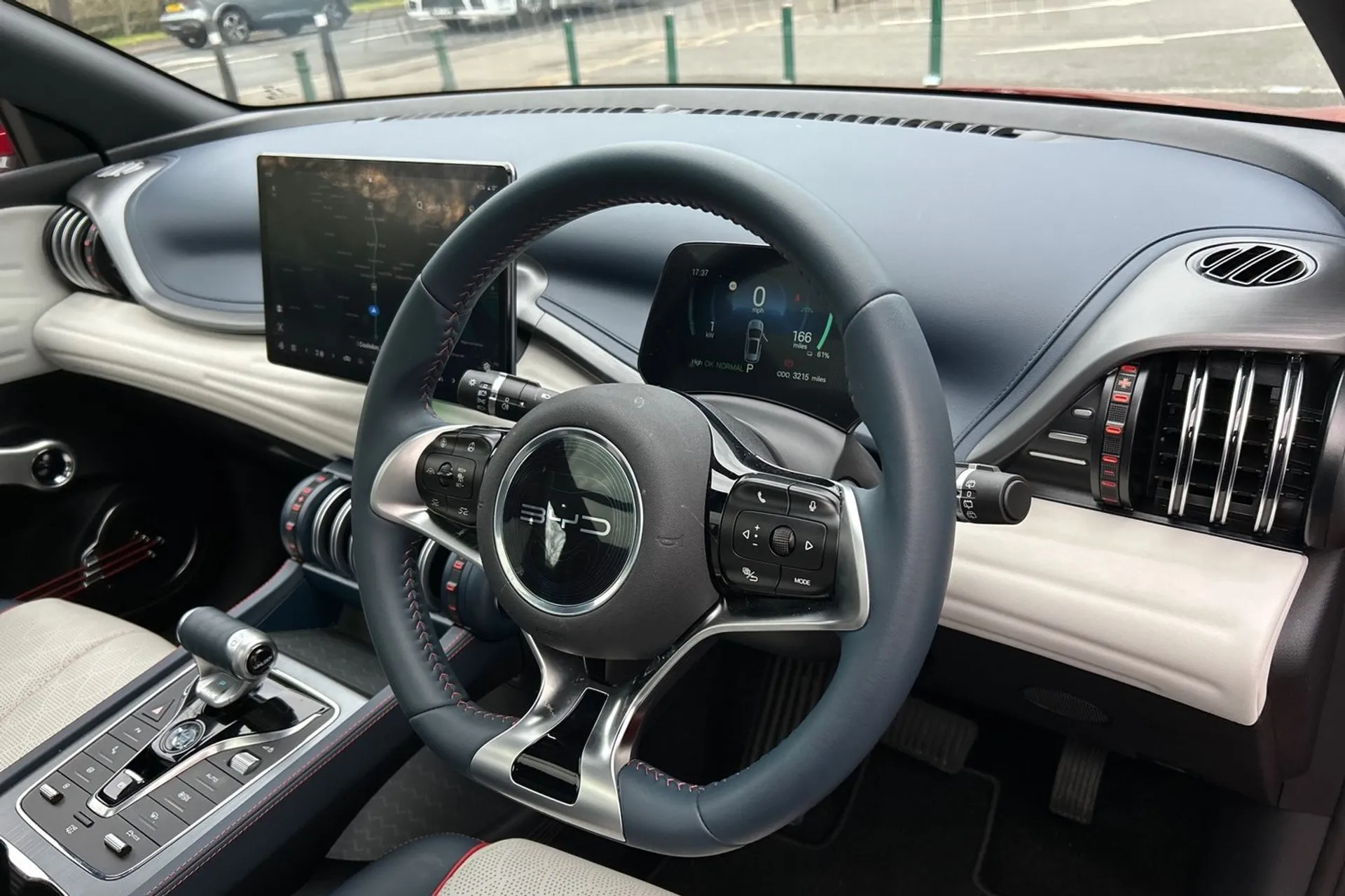 BYD ATTO 3 thumbnail image number 14