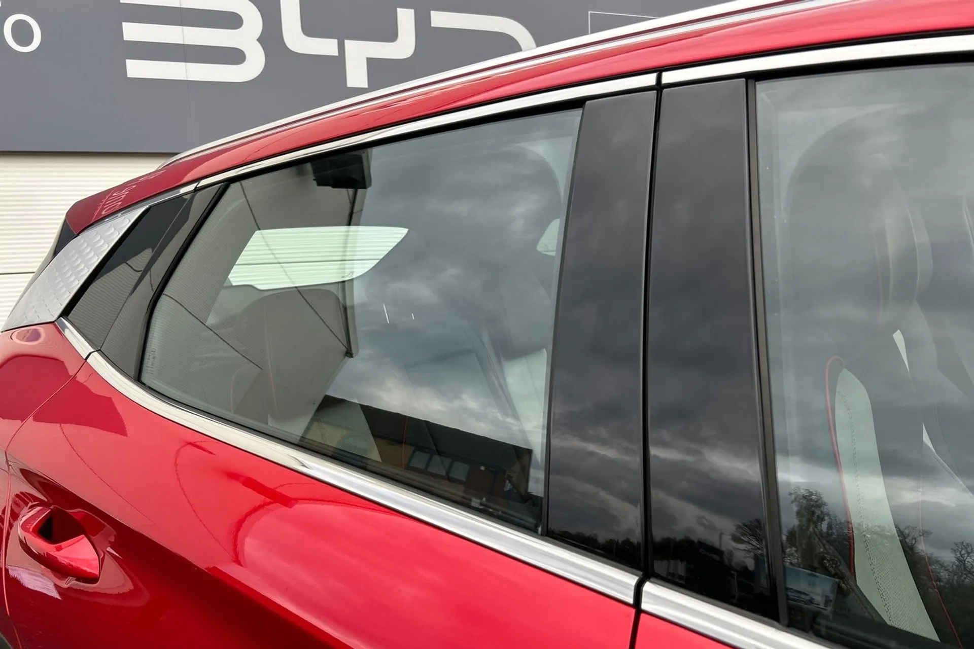 BYD ATTO 3 thumbnail image number 23