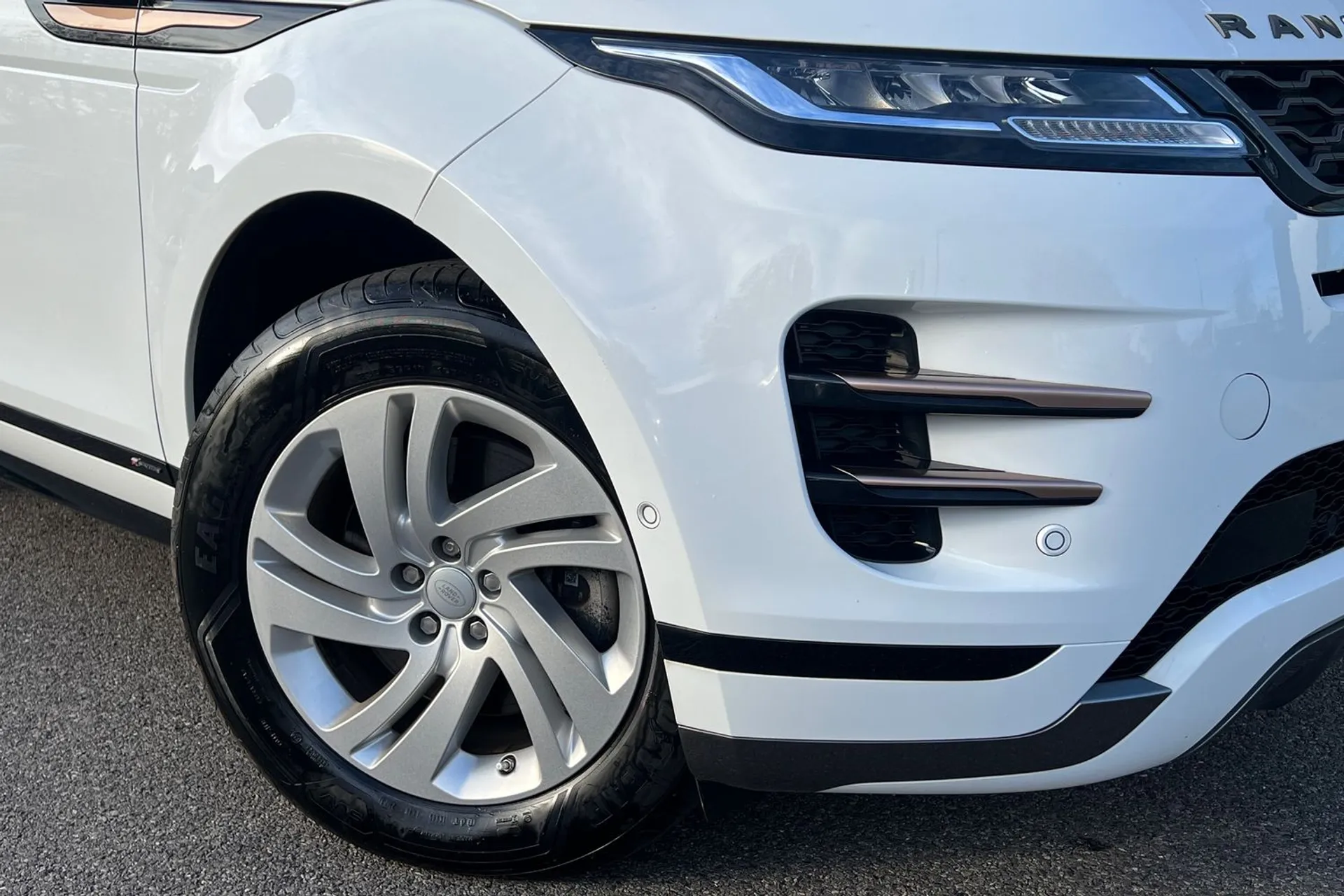 LAND ROVER RANGE ROVER EVOQUE thumbnail image number 8