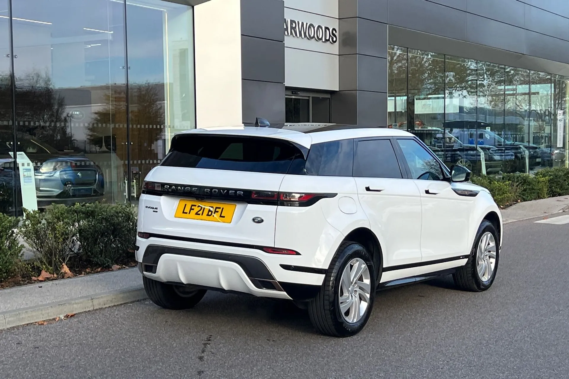 LAND ROVER RANGE ROVER EVOQUE thumbnail image number 9