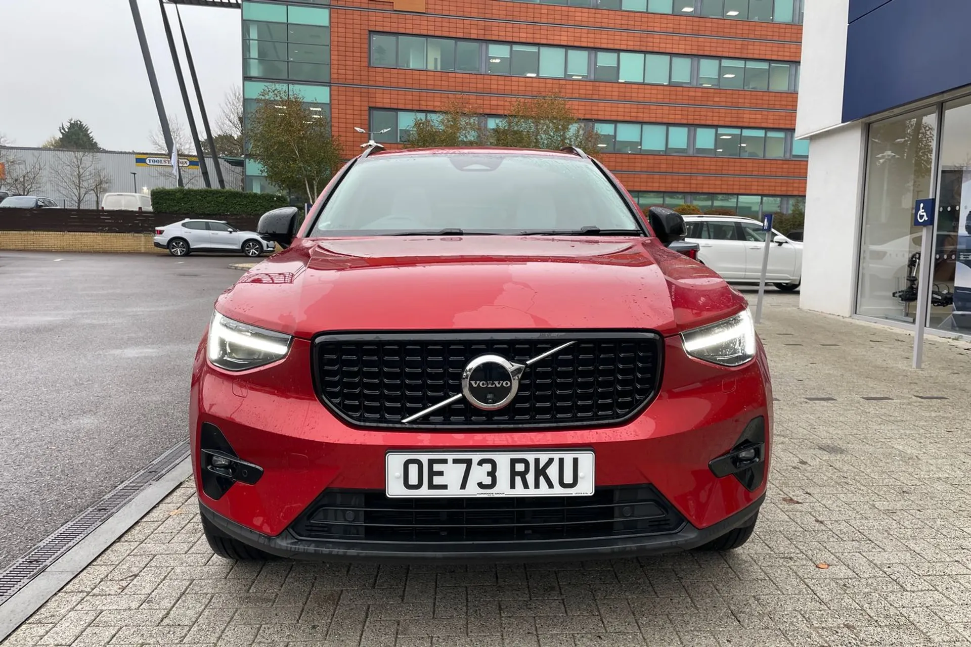 Volvo XC40 thumbnail image number 12