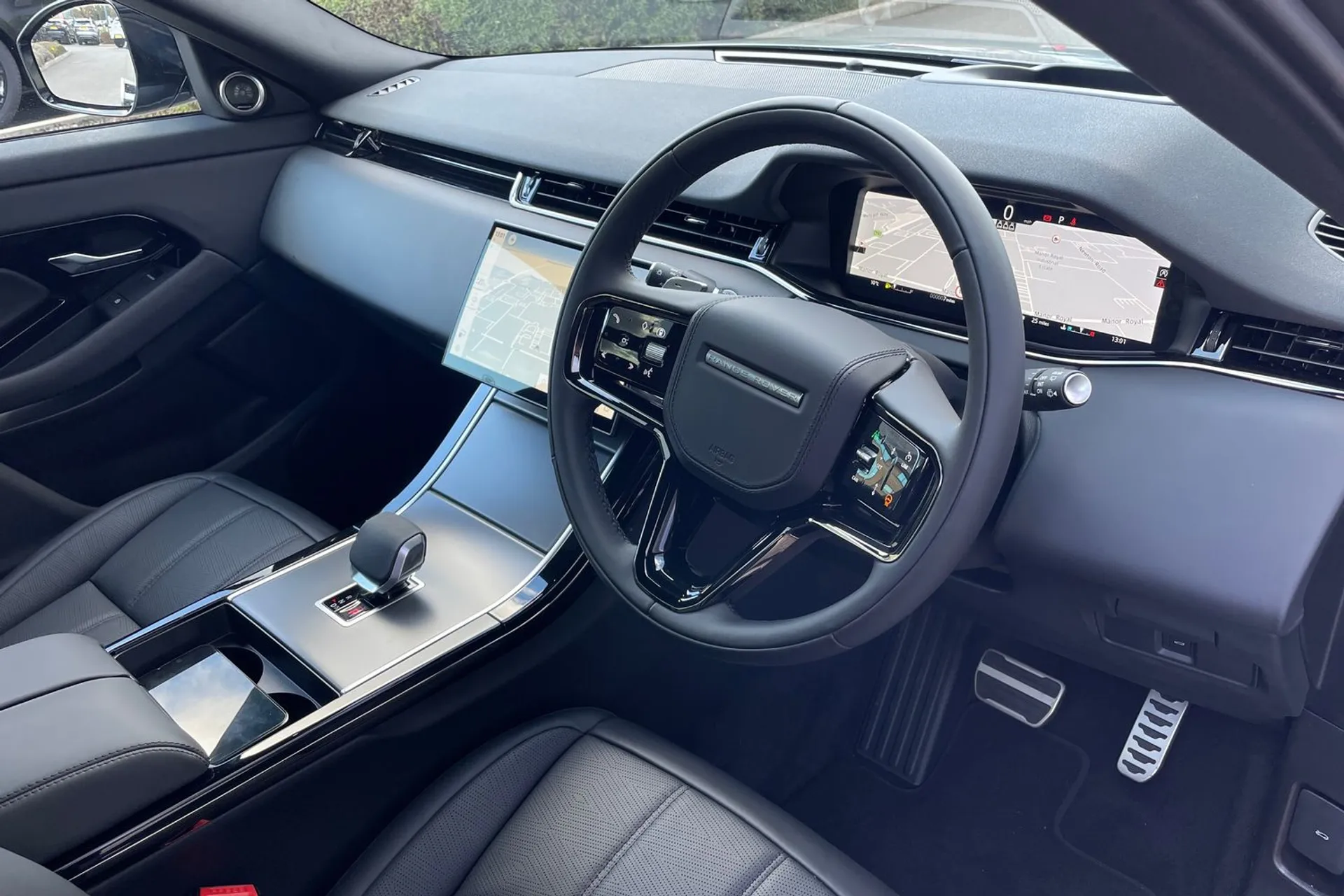 LAND ROVER RANGE ROVER EVOQUE thumbnail image number 42