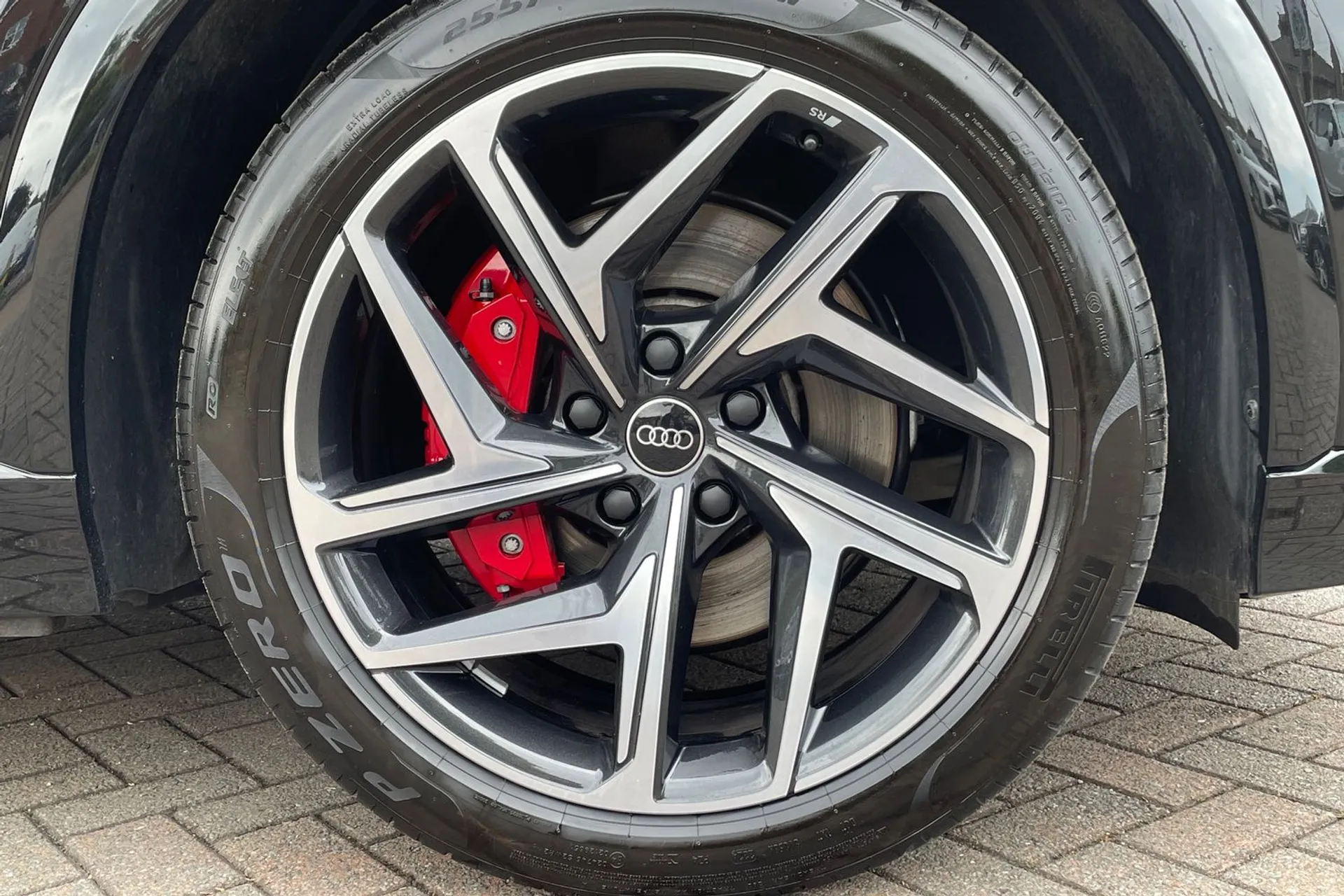 Audi Q6 thumbnail image number 8