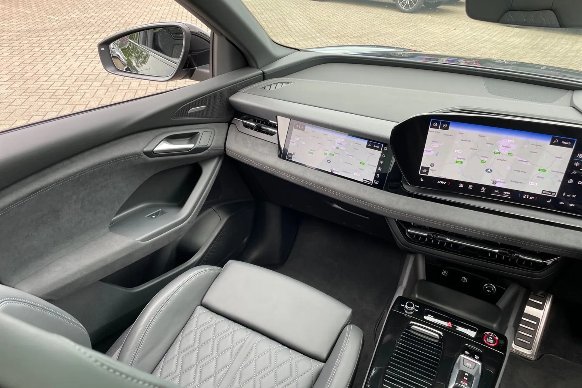 Audi Q6 thumbnail image number 35