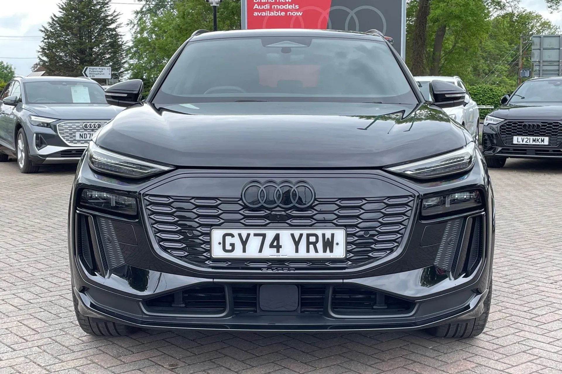 Audi Q6 thumbnail image number 21