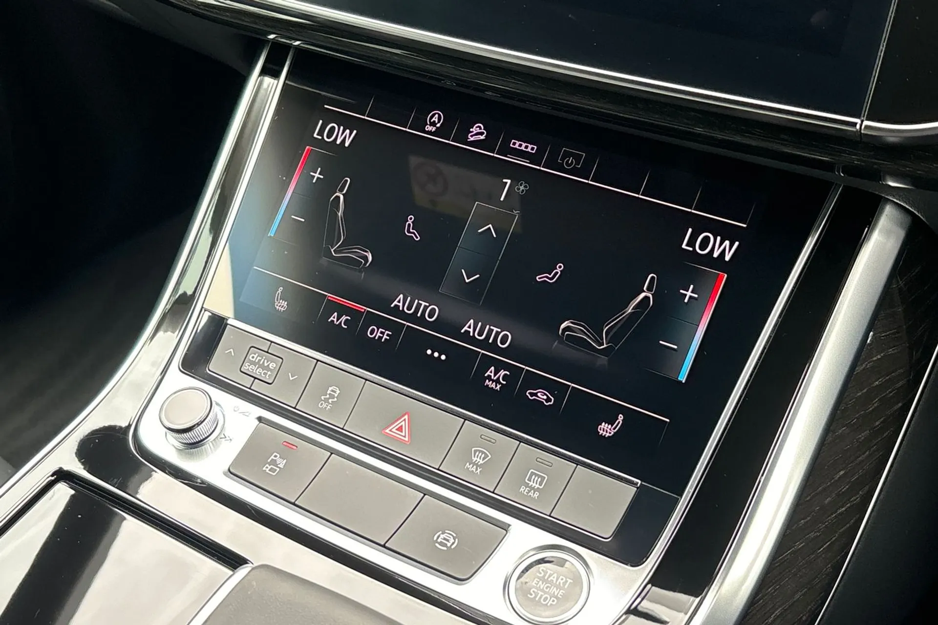 Audi Q7 thumbnail image number 39