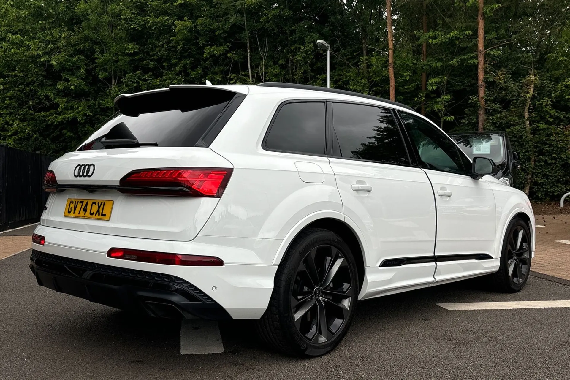 Audi Q7 thumbnail image number 6