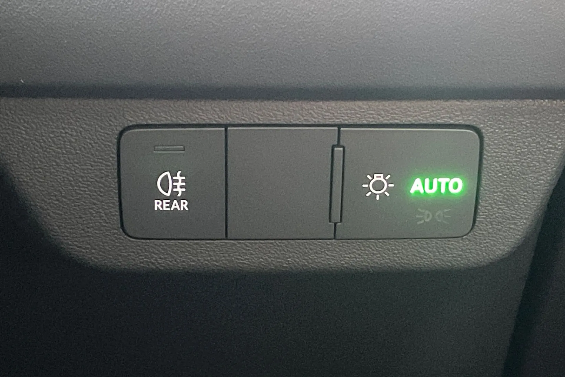 Audi Q4 thumbnail image number 108