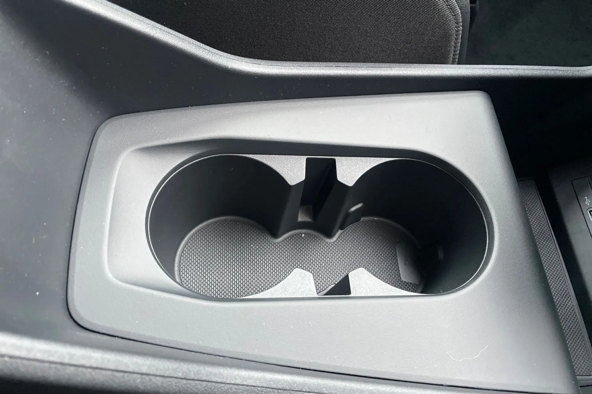 Audi Q4 thumbnail image number 84