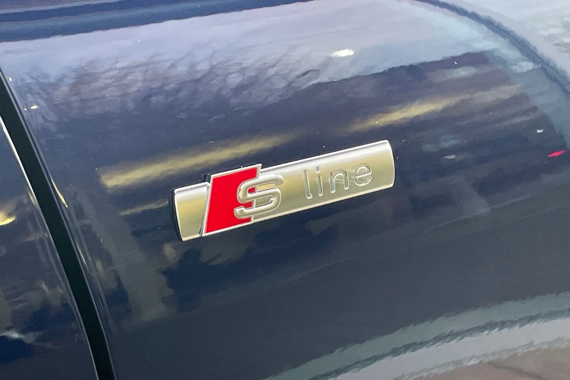 Audi Q4 thumbnail image number 102