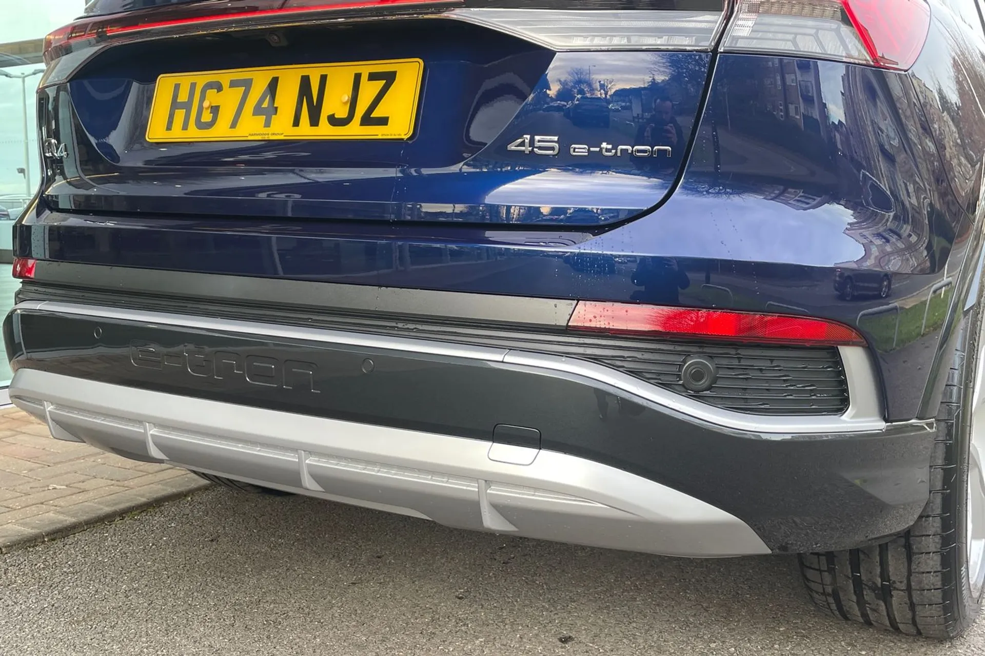 Audi Q4 thumbnail image number 34