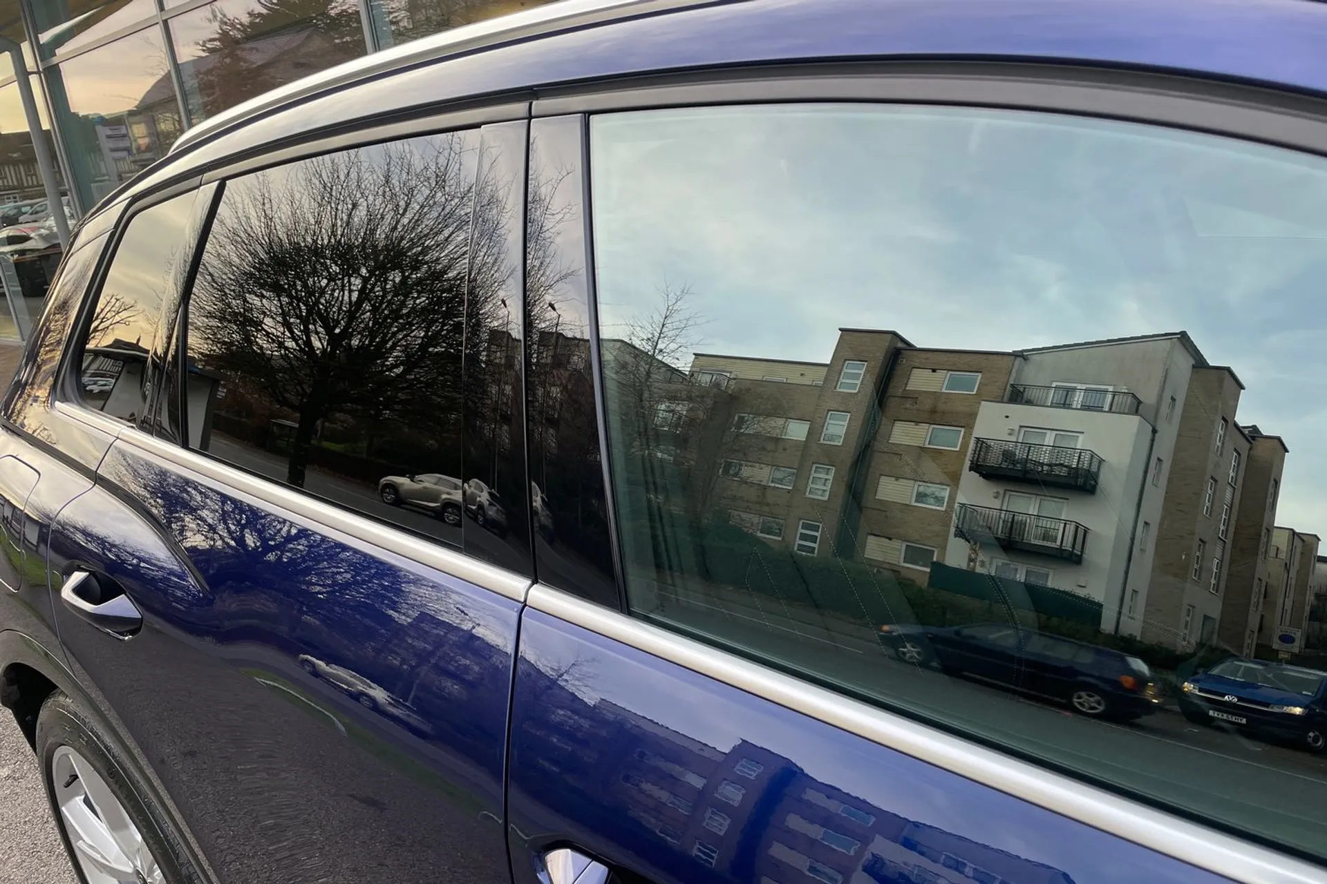 Audi Q4 thumbnail image number 28