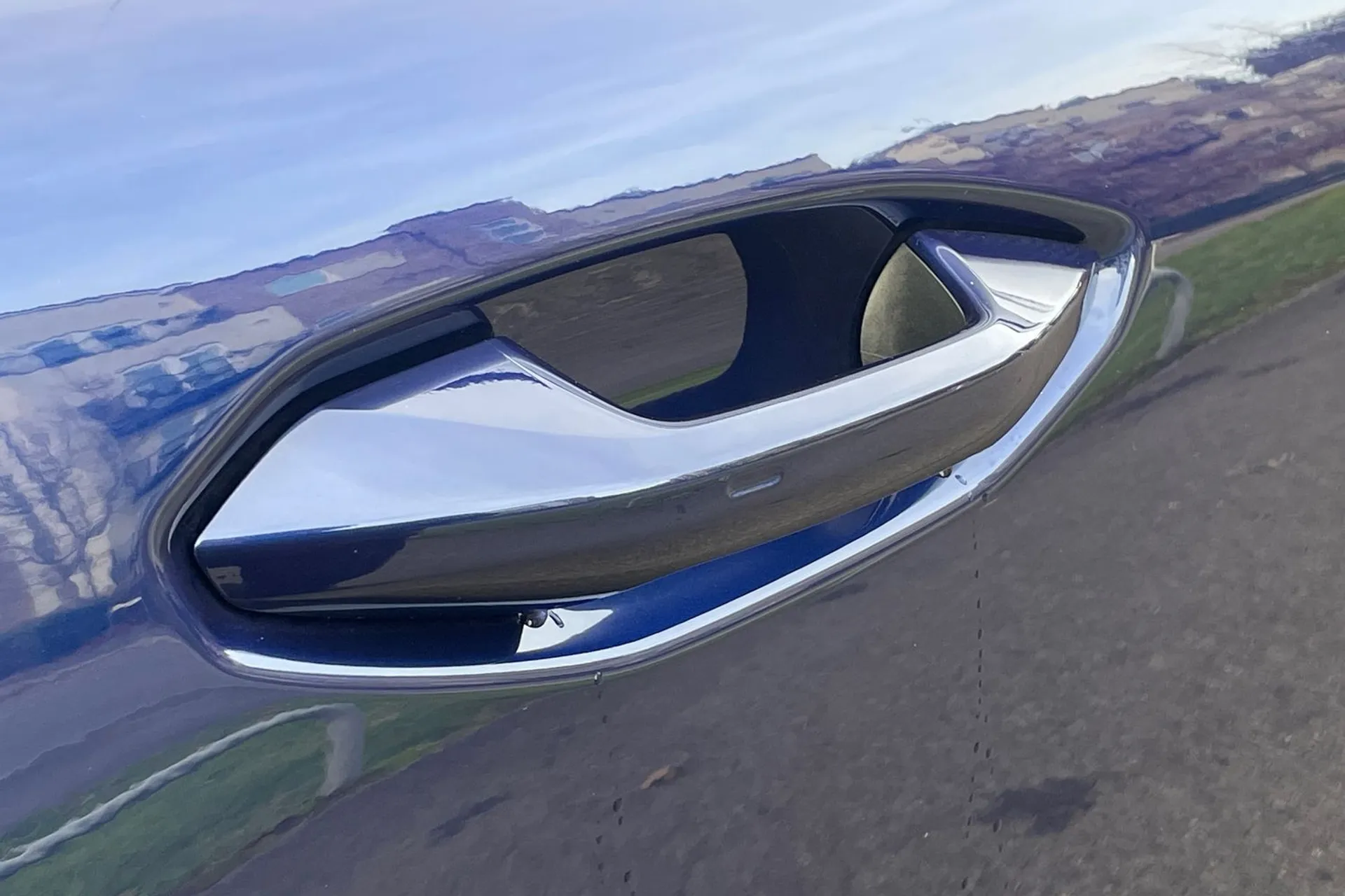 Audi Q4 thumbnail image number 32