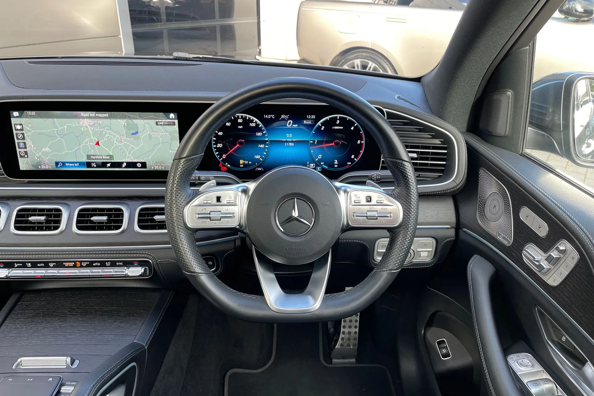 MERCEDES-BENZ GLE thumbnail image number 32