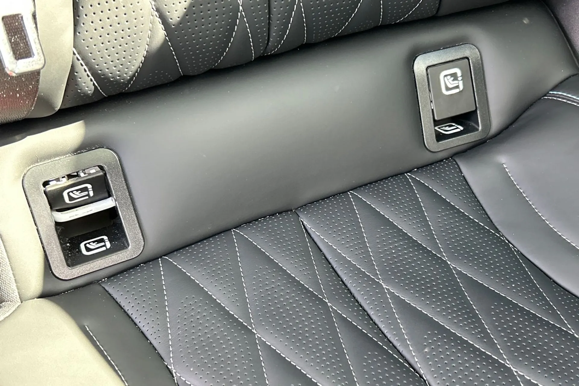 BYD SEAL thumbnail image number 25